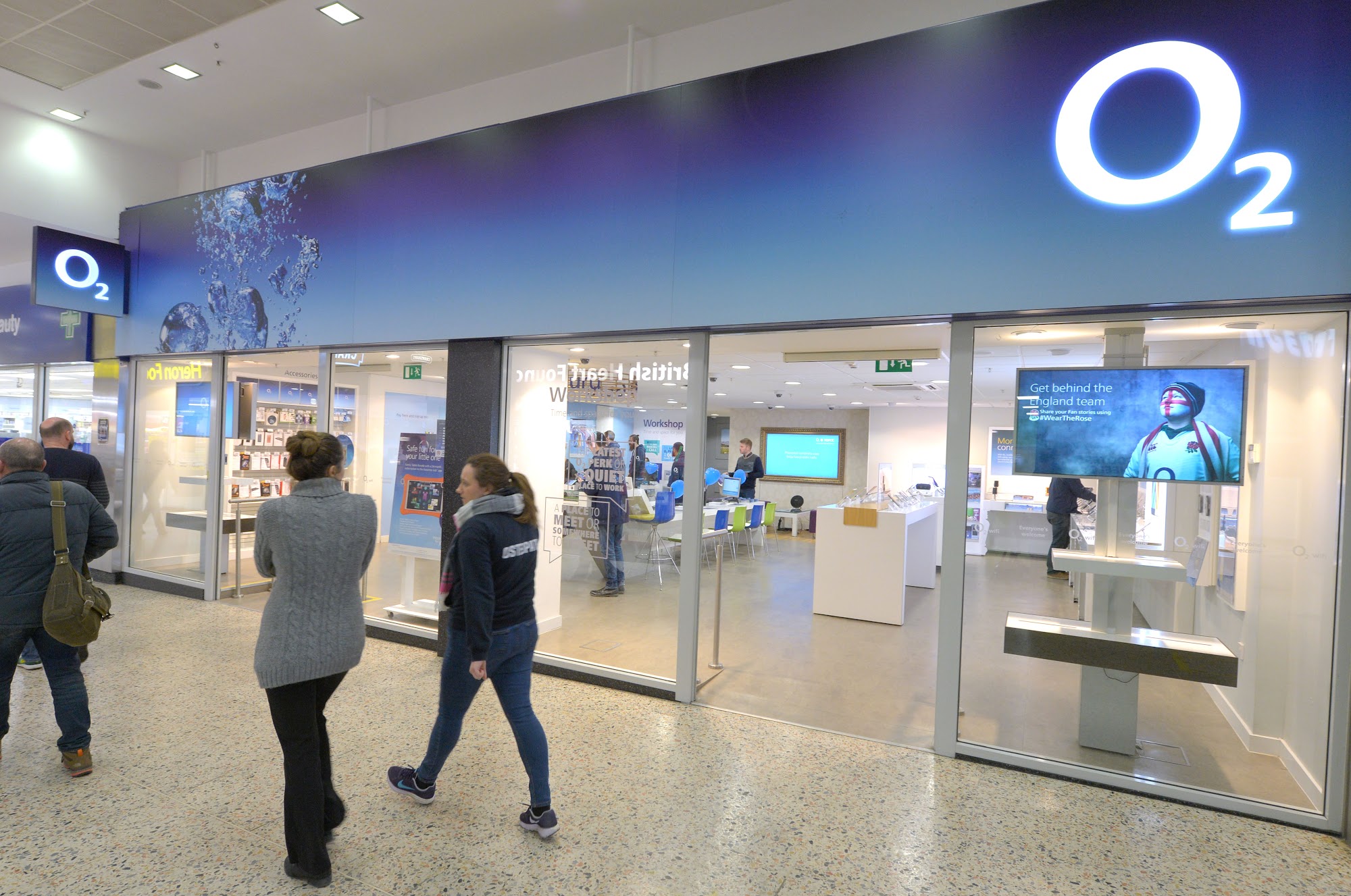 O2 Shop Leeds - Trinity