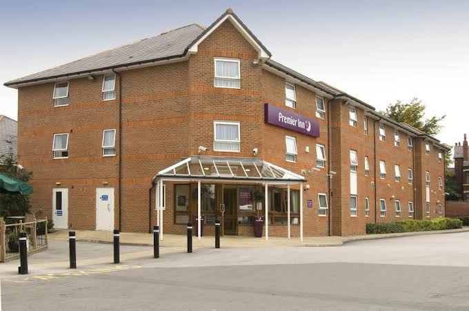 Premier Inn Leeds East hotel