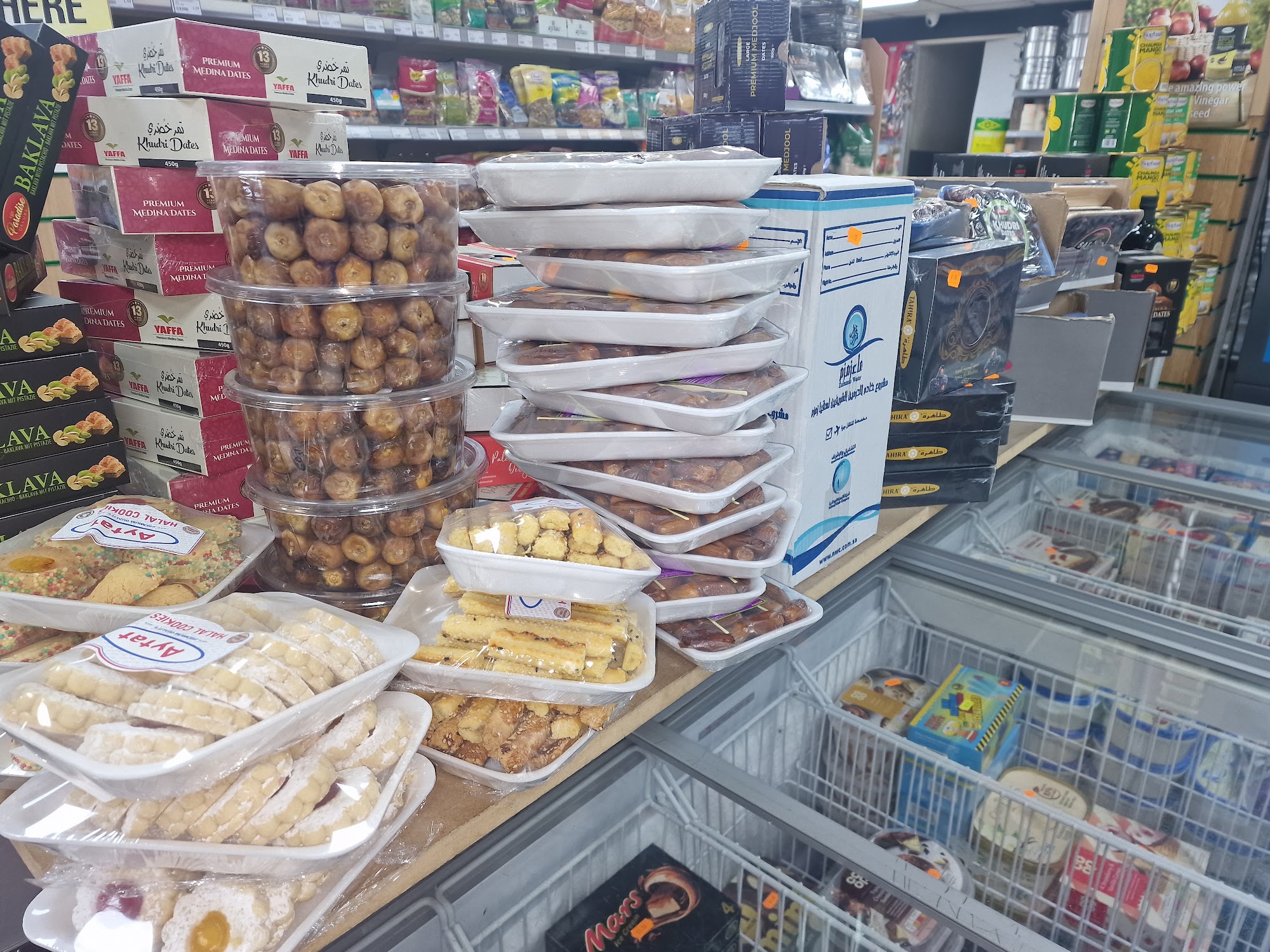 MEDINA -COSTCUTTER