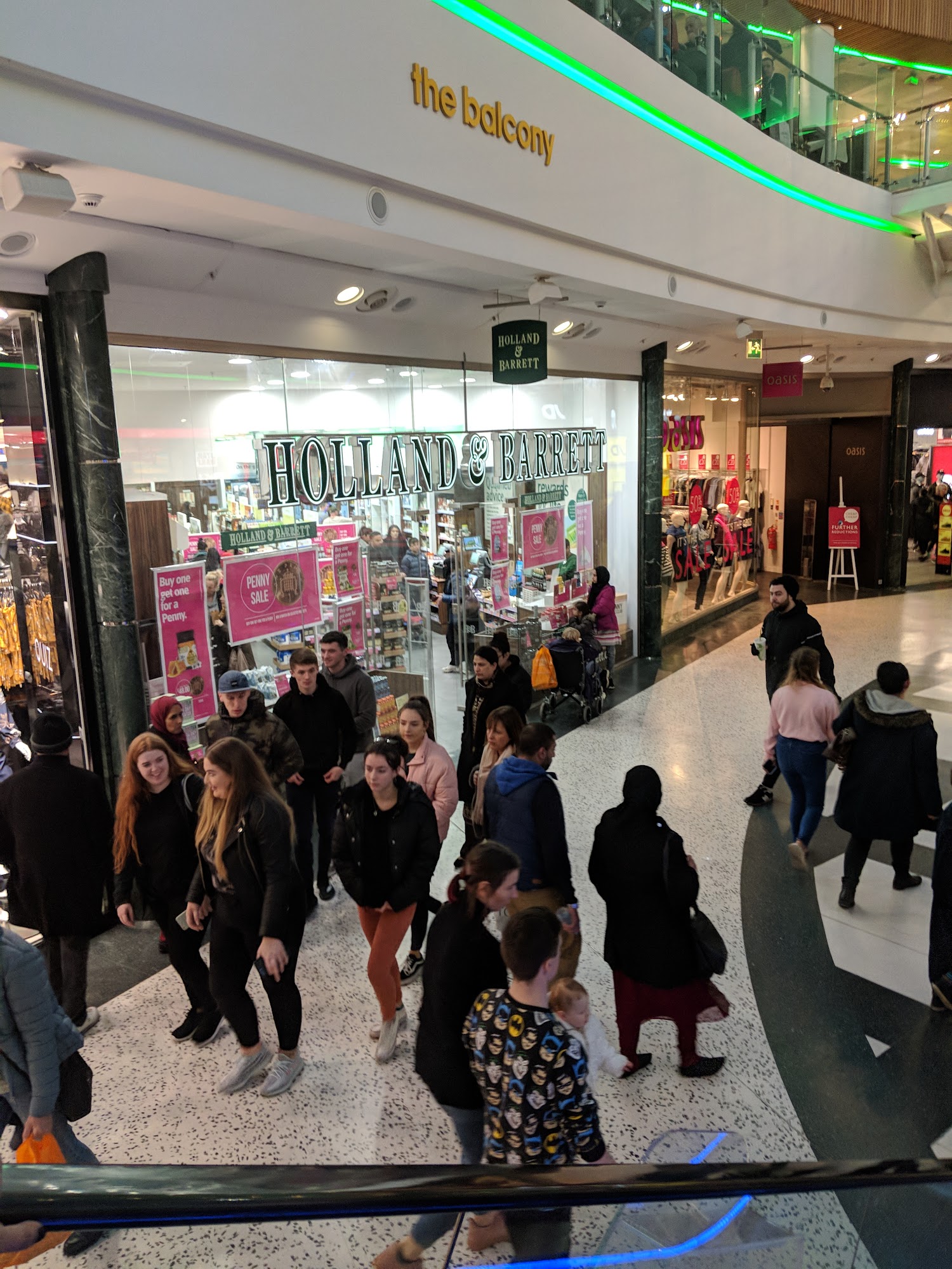 Holland & Barrett - Leeds White Rose