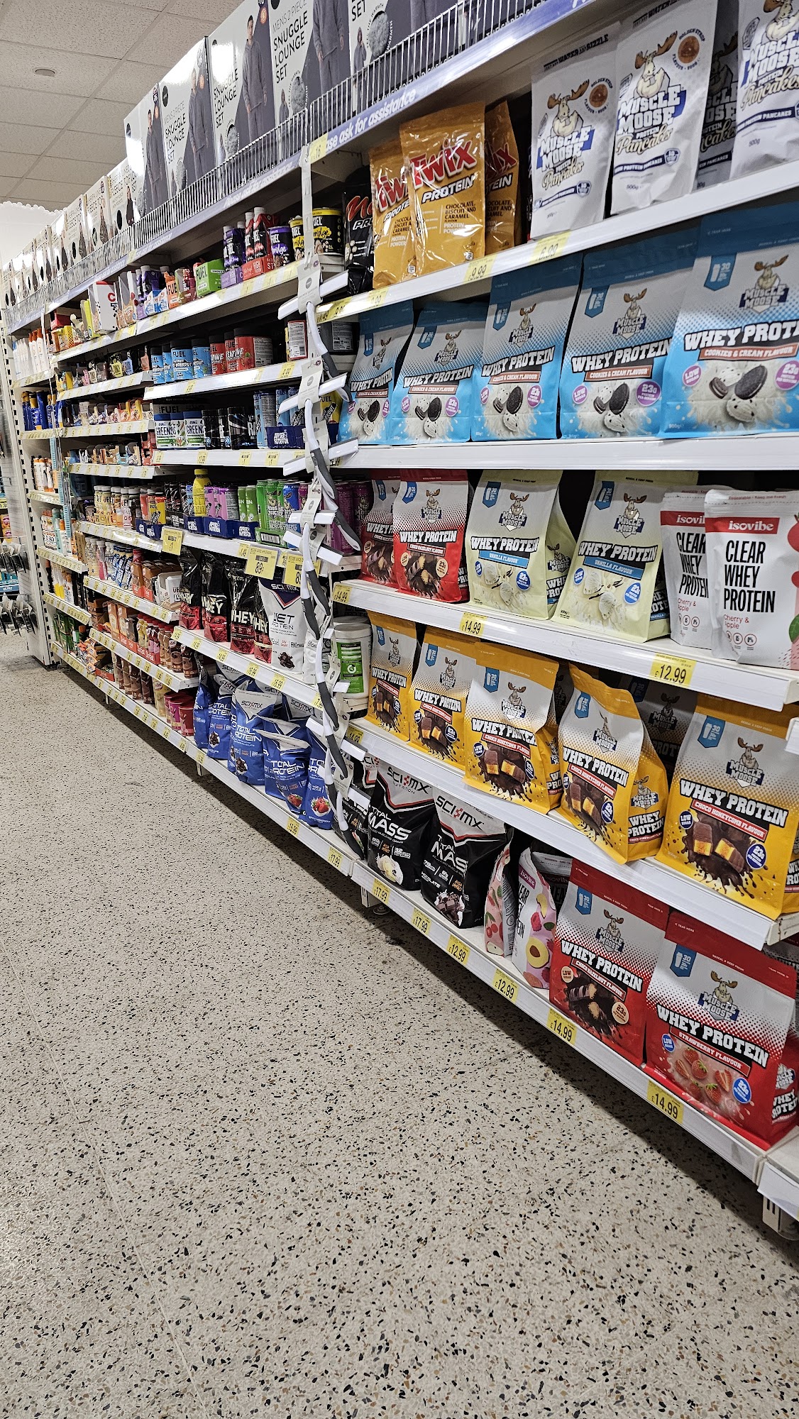 B&M Store
