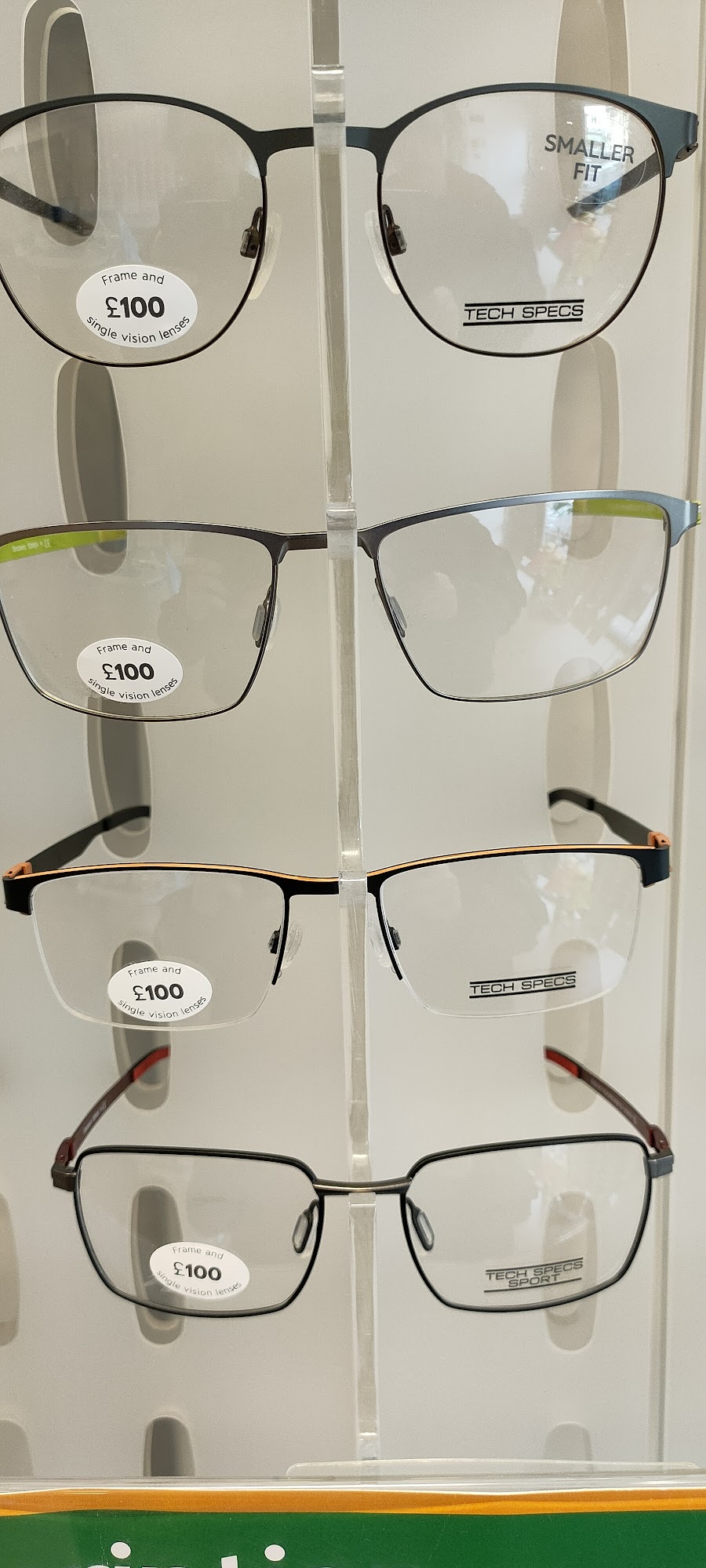 Specsavers Opticians and Audiologists - Pudsey