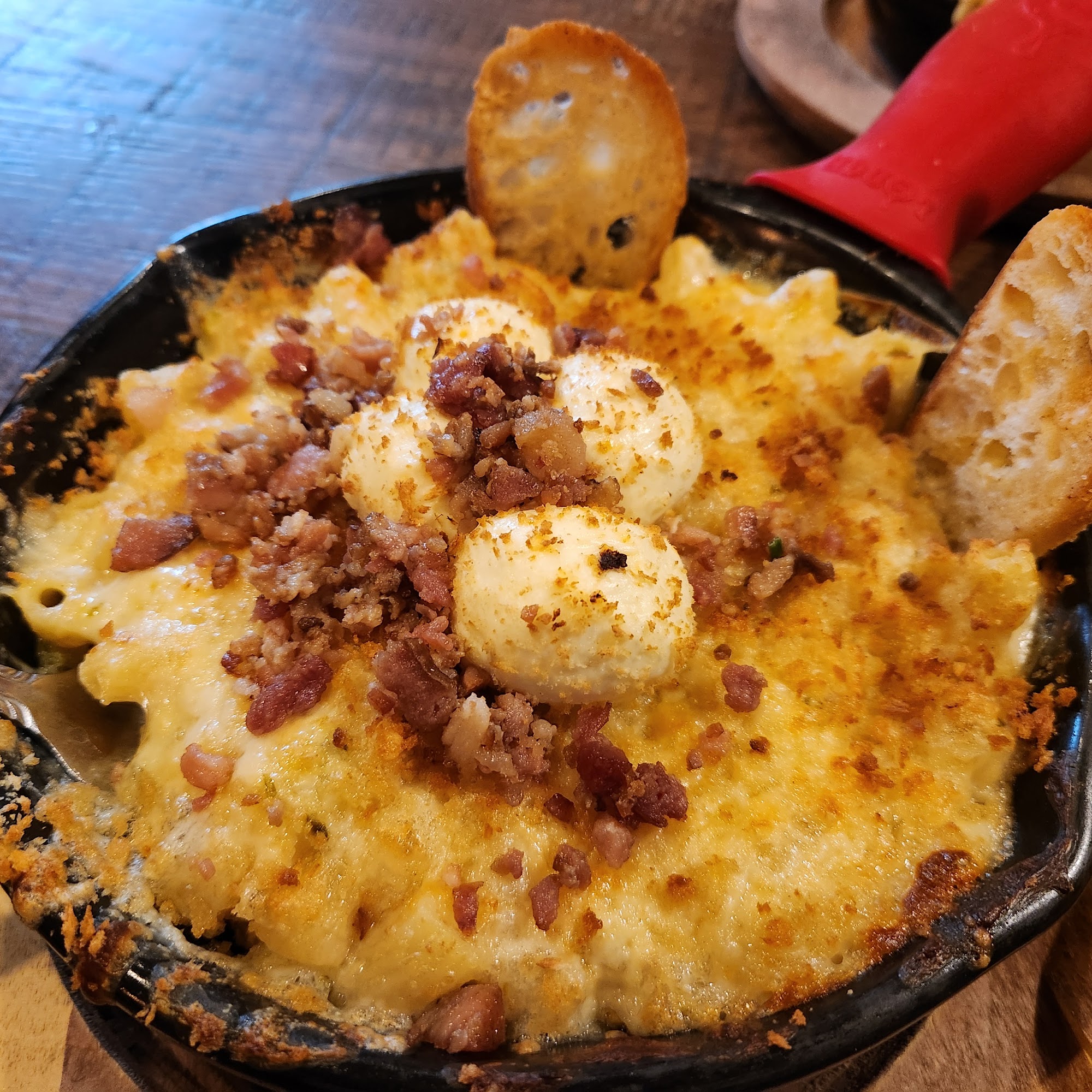 MACS (Macaroni And Cheese Shop) Brookfield Brookfield