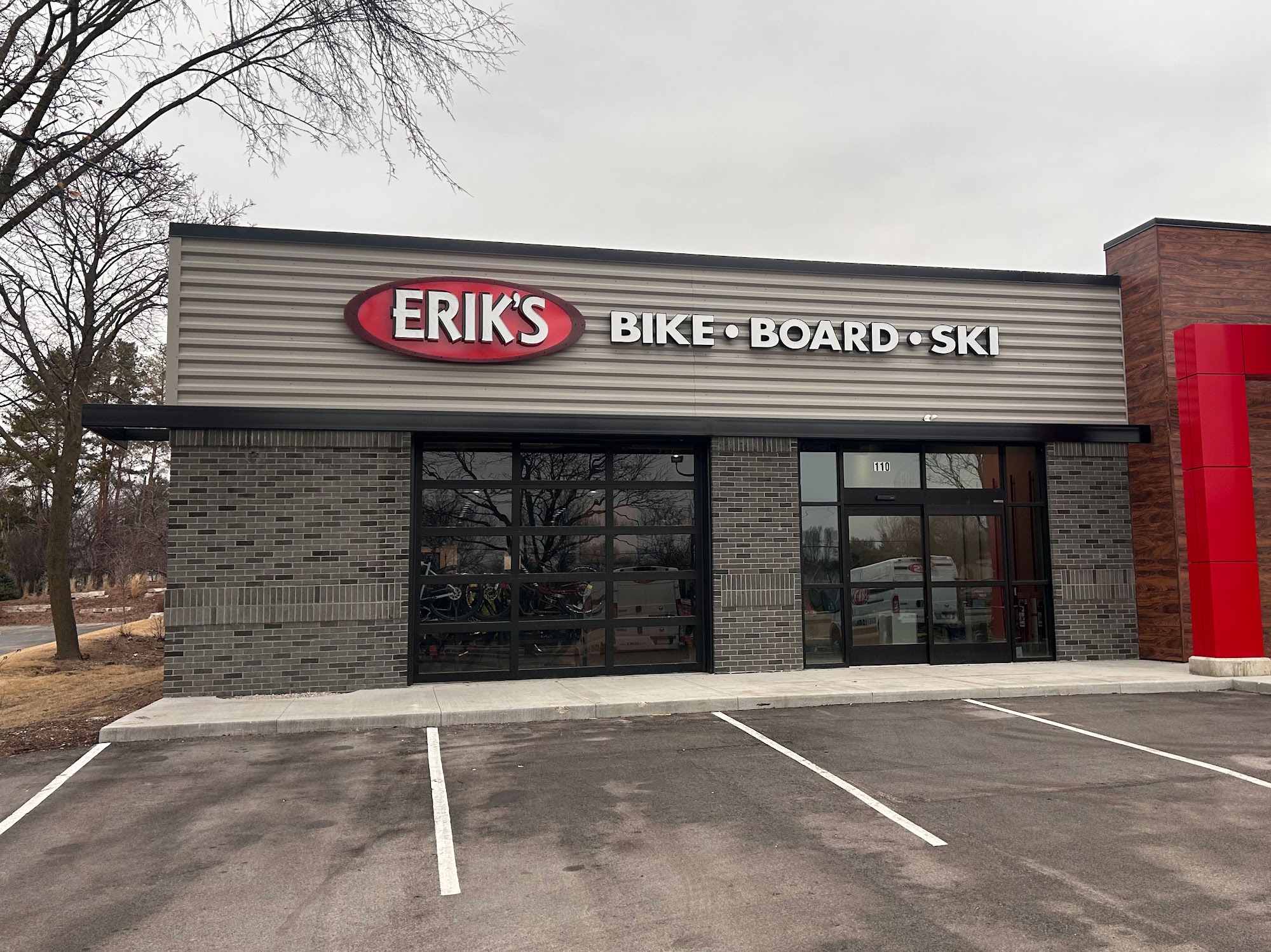 ERIK'S - Bike Board Ski Brookfield