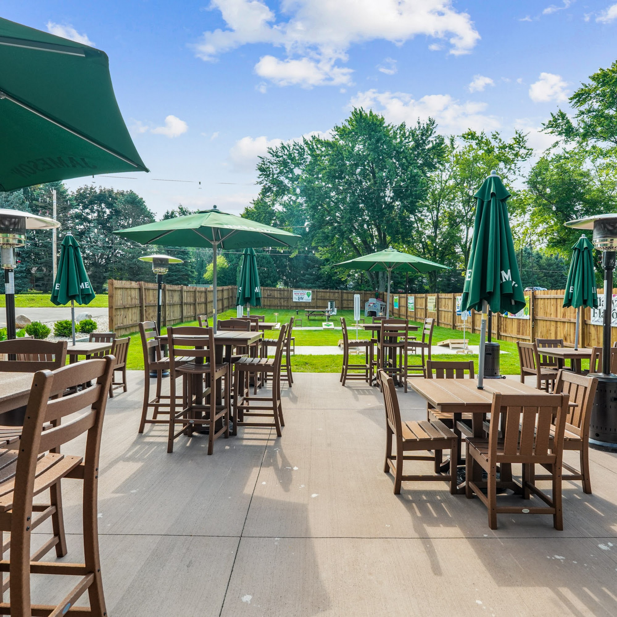 Shooters Tavern & Golf Simulators