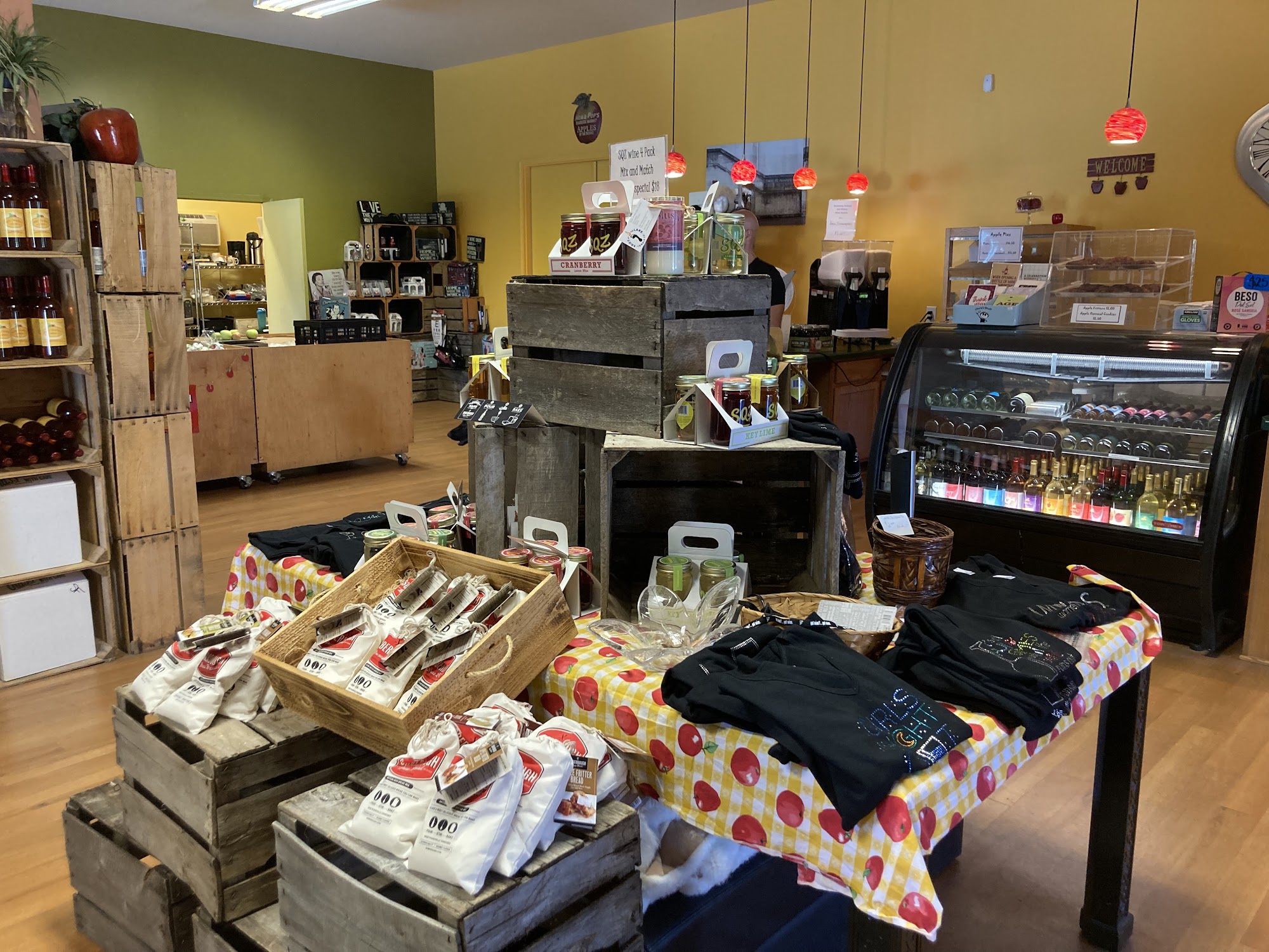 Armstrong Apples, Orchard & Winery Campbellsport