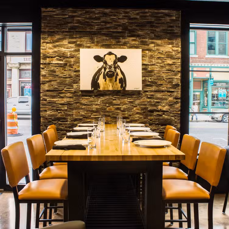 Photo credit: opentable