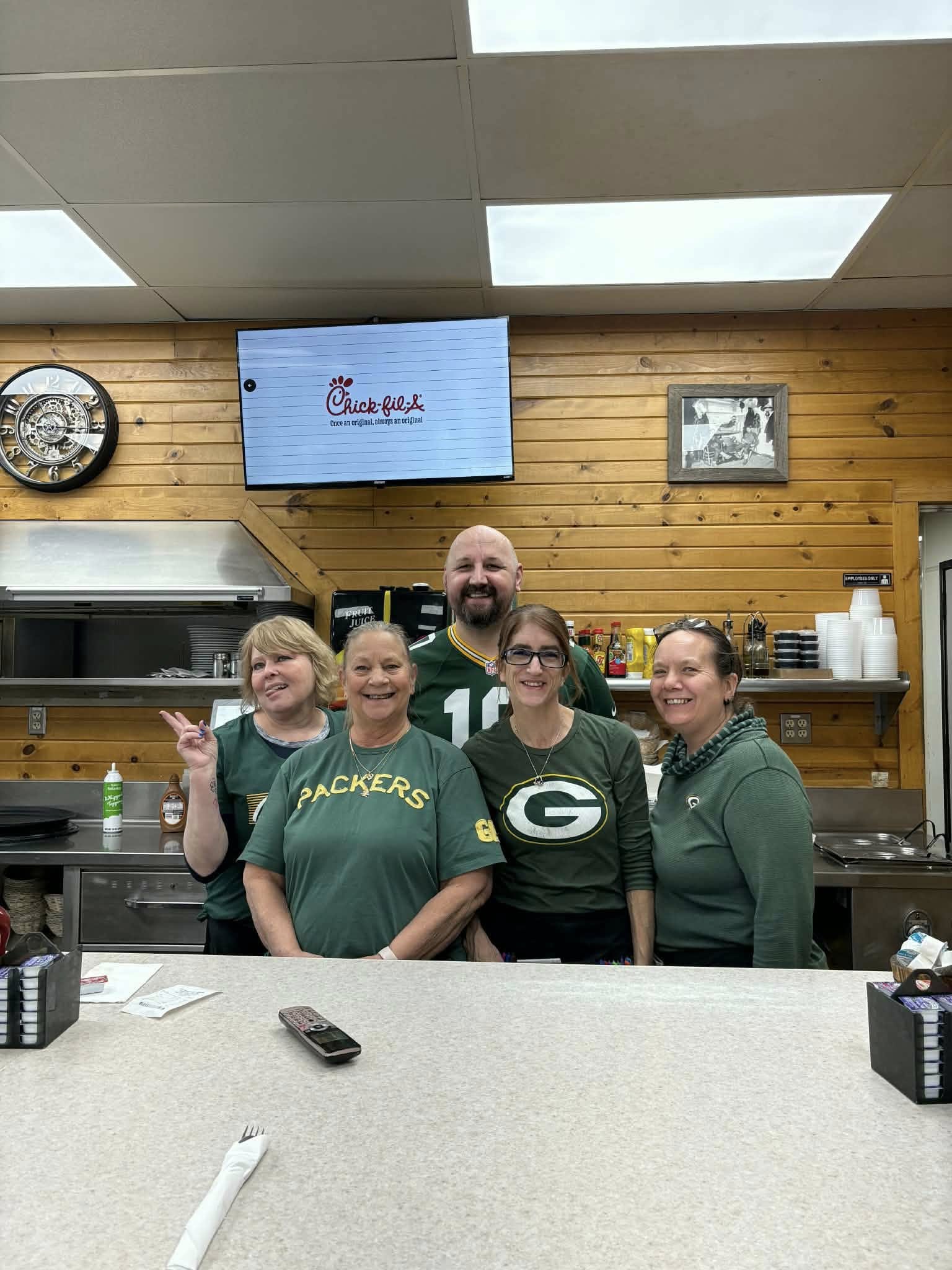 Friendship House Family Restaurant Eagle River