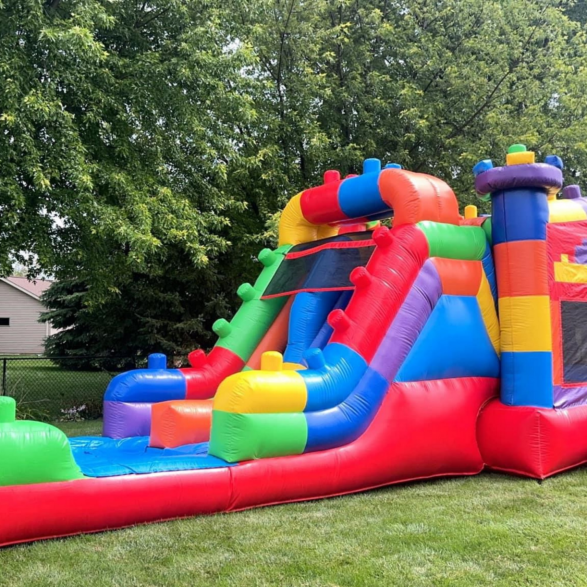 Holz's Party Rentals LLC N 6223 Schraven Cir, Fond du Lac Wisconsin 54937