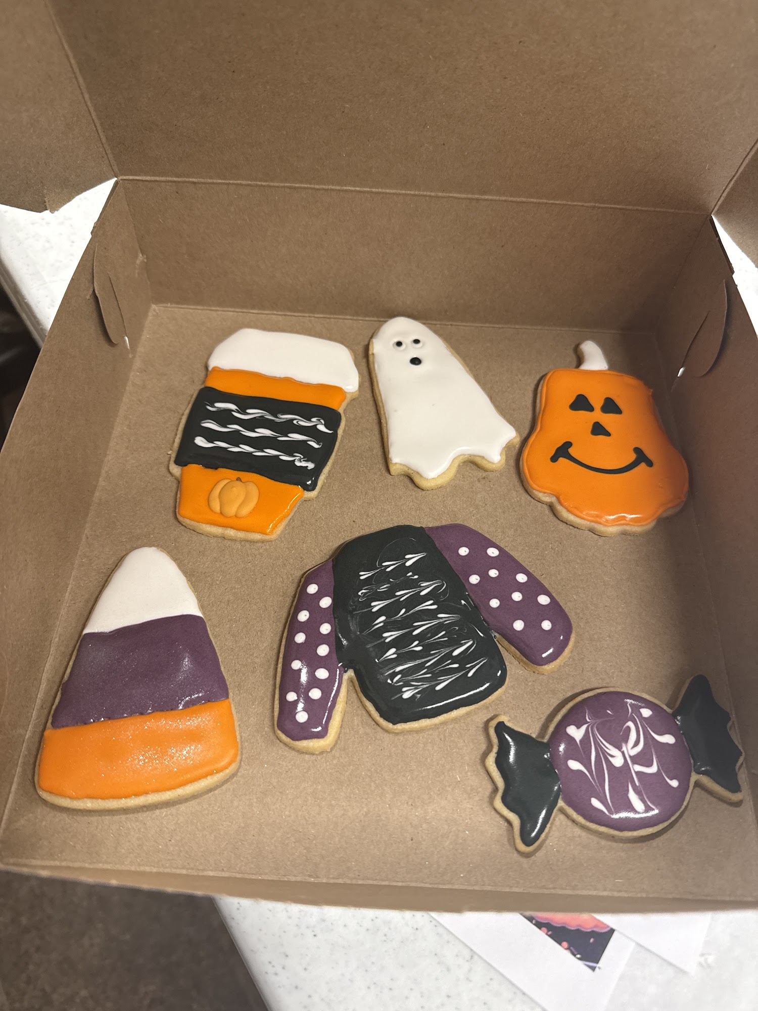 Creative Cake Supplies Menu