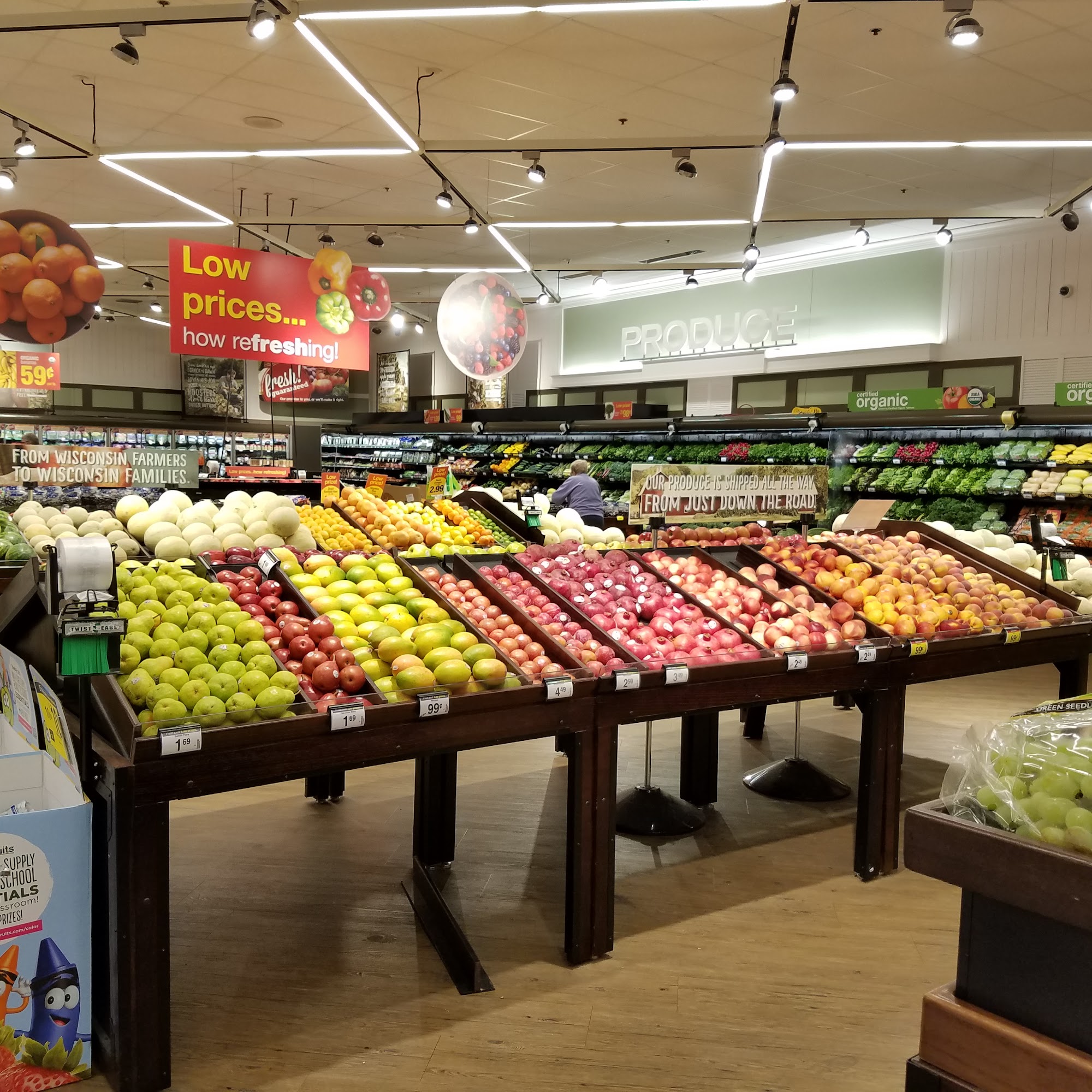 Metro Market 1291 Lombardi Access Rd, Green Bay