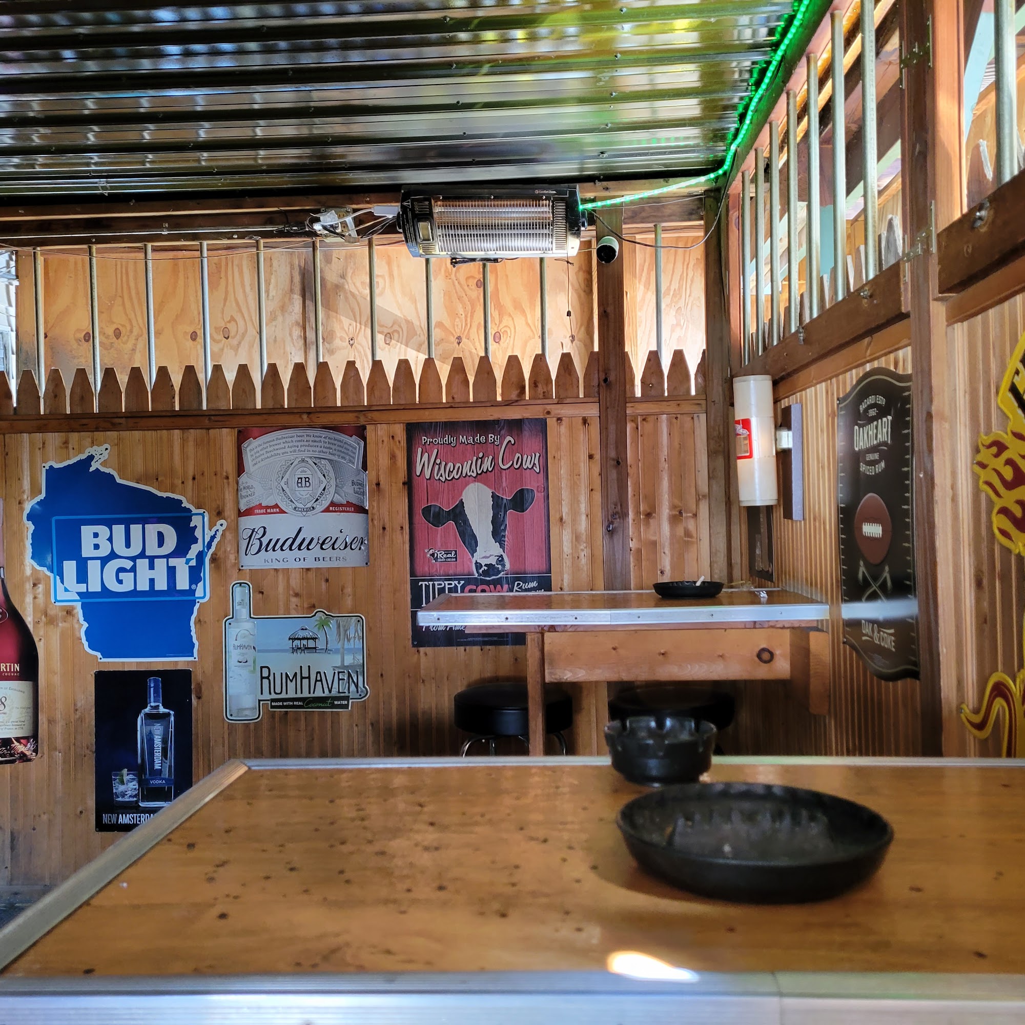 Party Line Tavern Green Bay