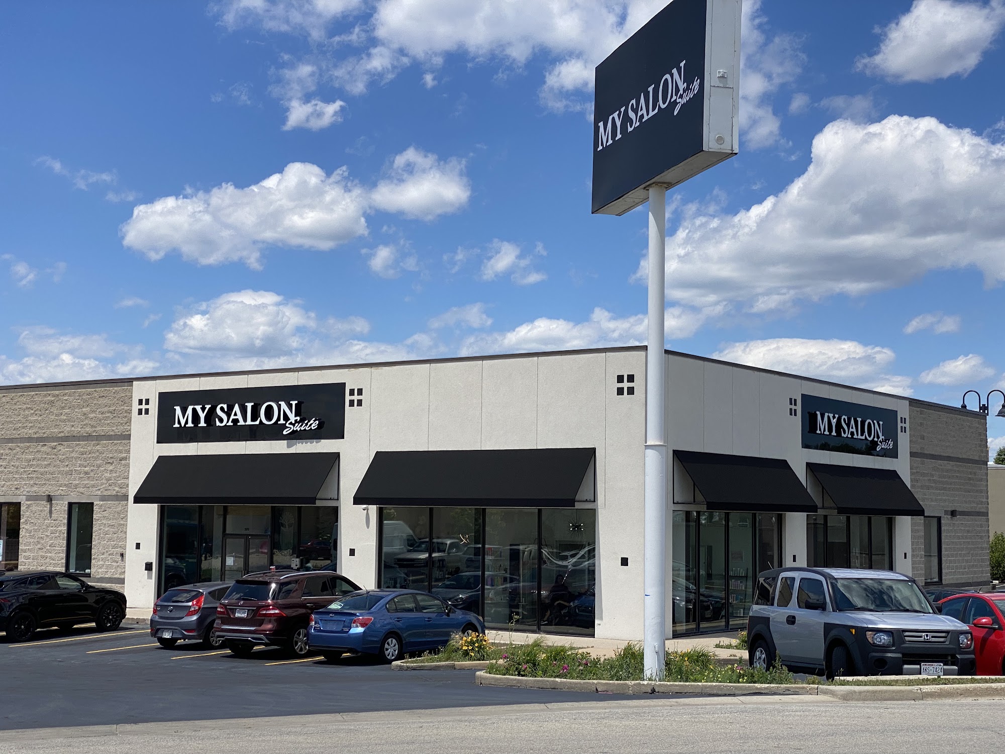 My Salon Suite 5170 S 76th St, Greendale Wisconsin 53129