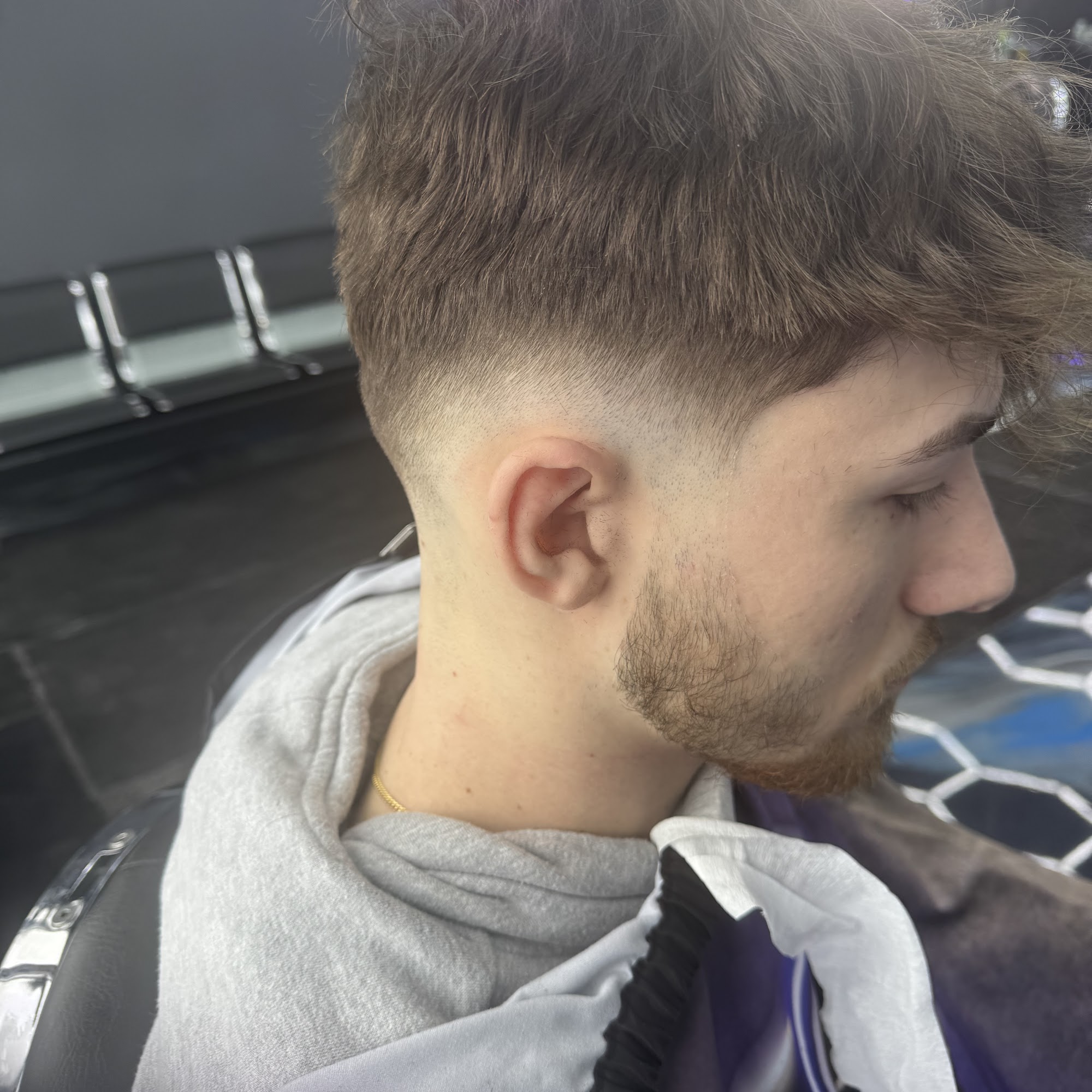 Majestic Cuts 4889 S 27th St, Greenfield Wisconsin 53221