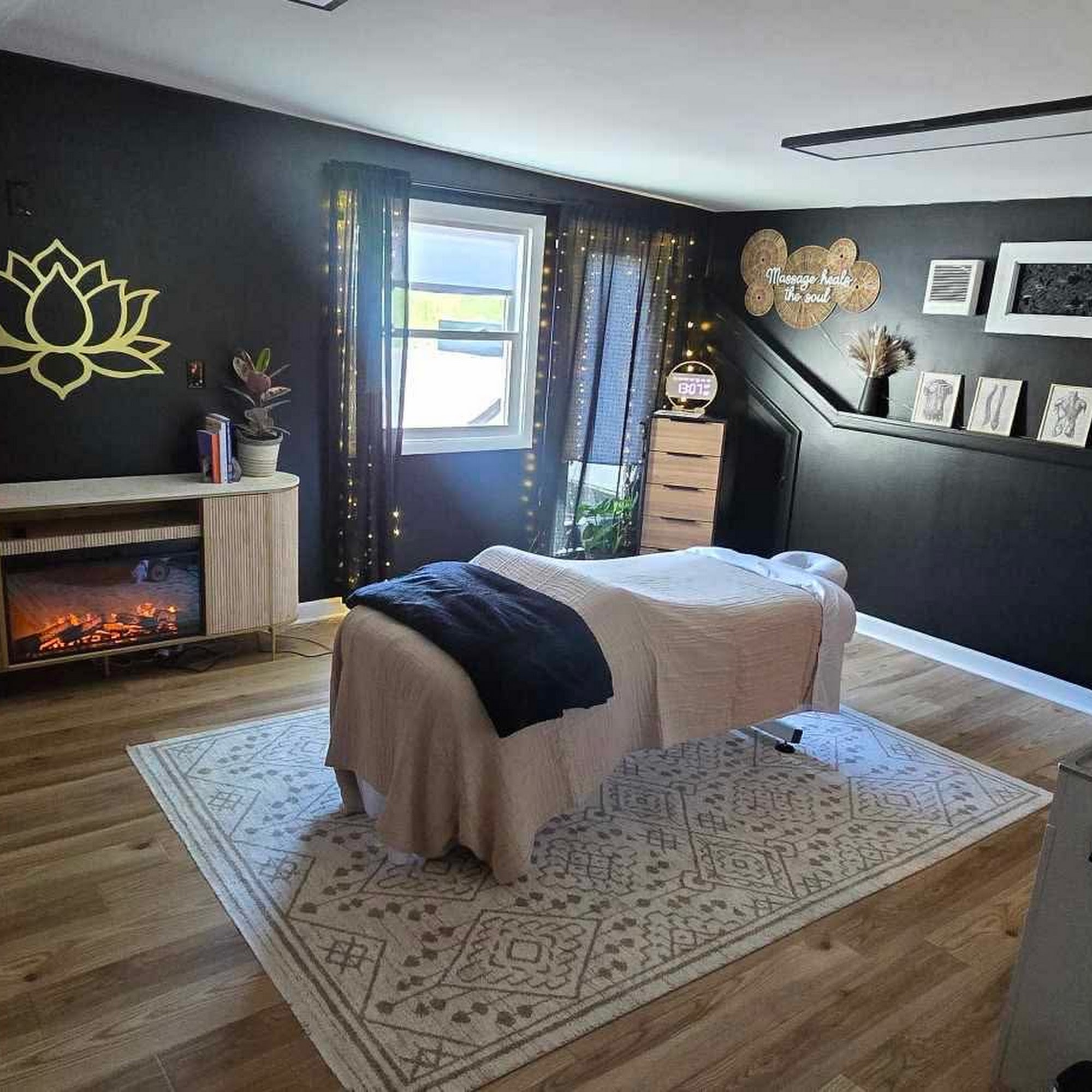 Black Lotus Massage & Wellness