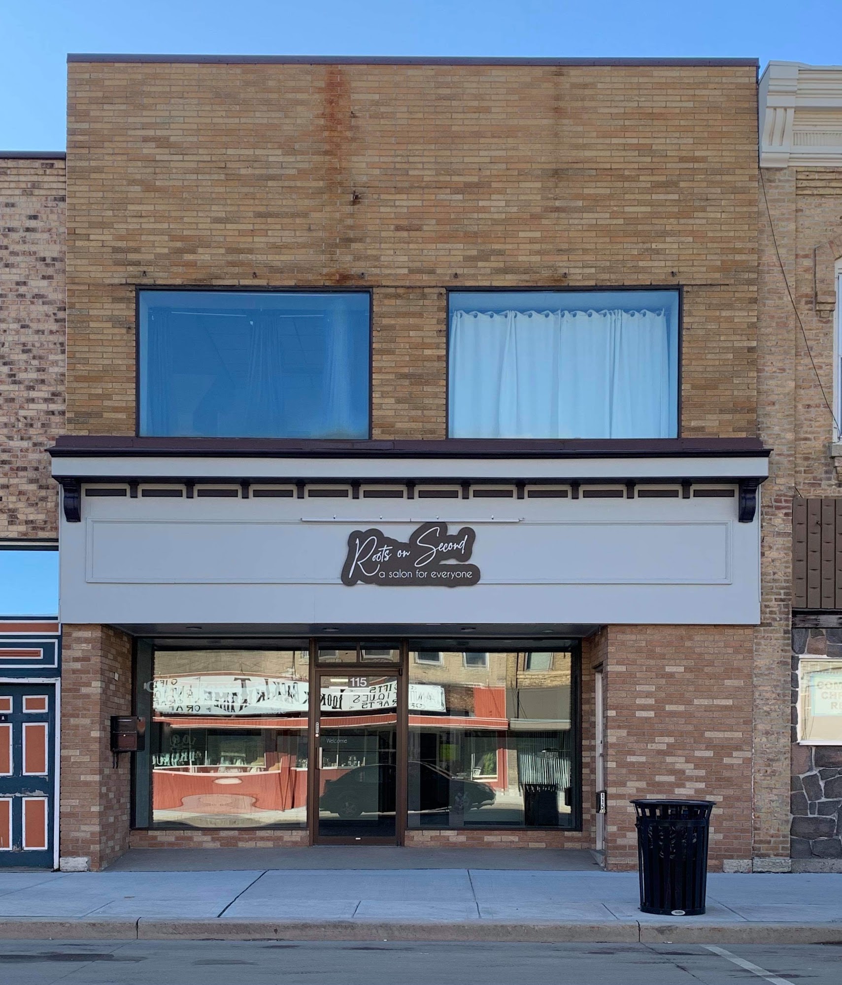 Roots on Second 115 E 2nd St, Kaukauna Wisconsin 54130