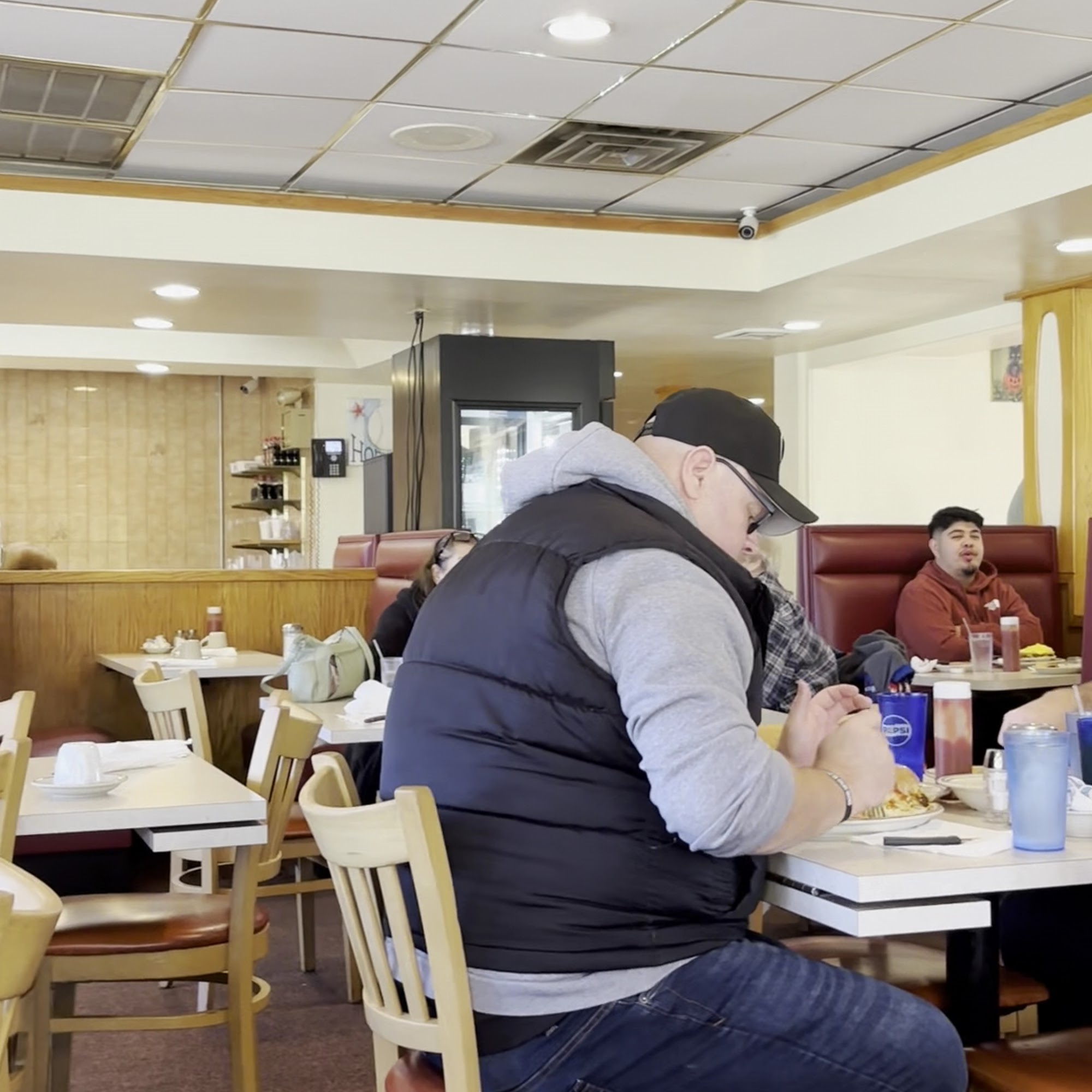 Tommy's Home Run Family Restaurant Kenosha