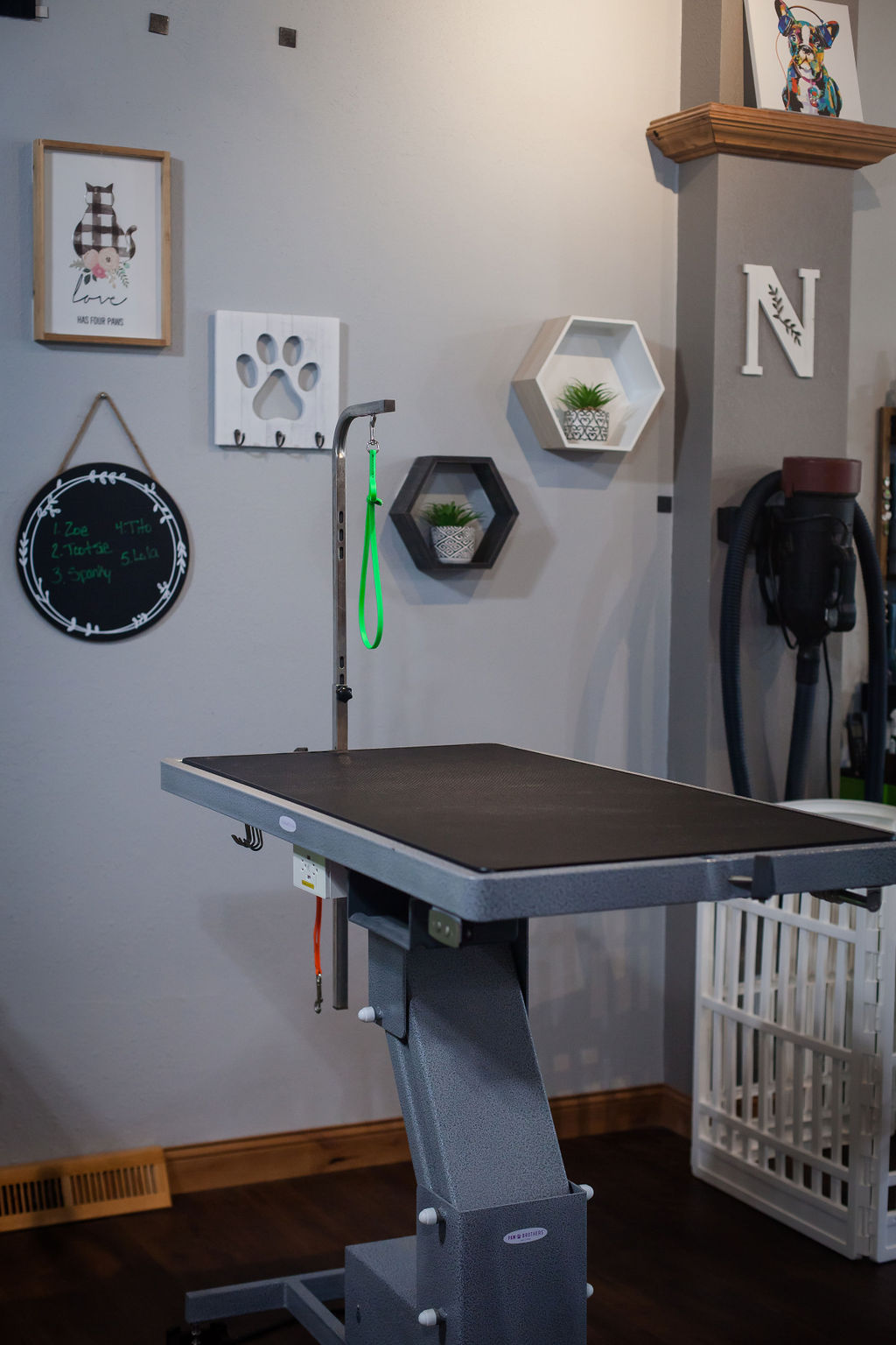 Urban Tails Pet Grooming Co. Kenosha