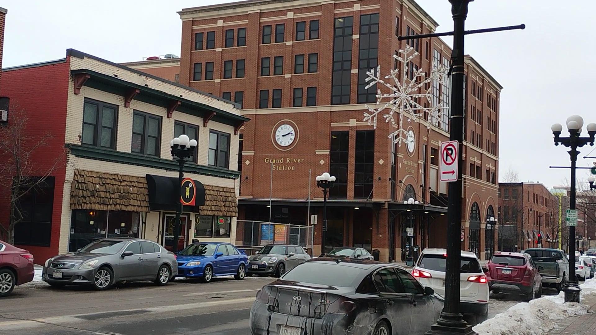 4 Sisters 4th Street Bar La Crosse