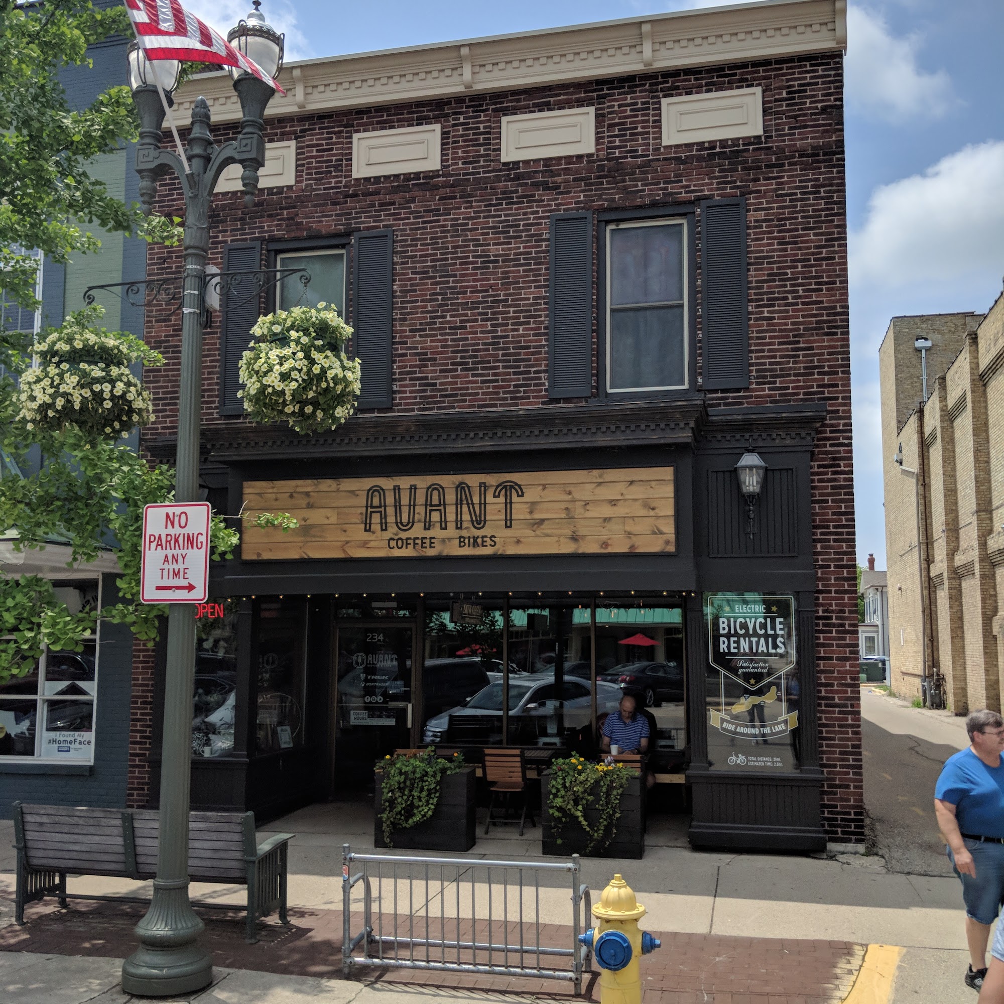 Avant Cycles Lake Geneva