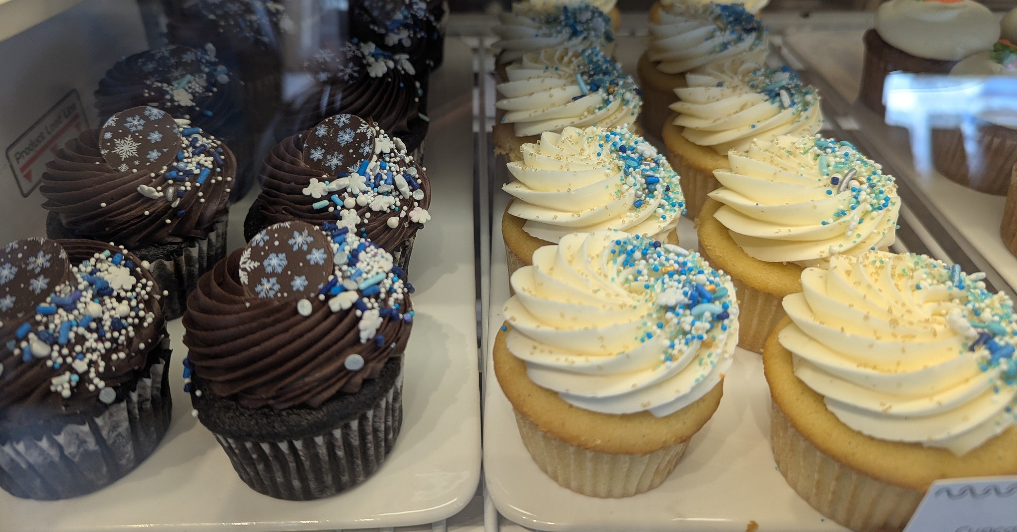 Simple Café Lake Geneva