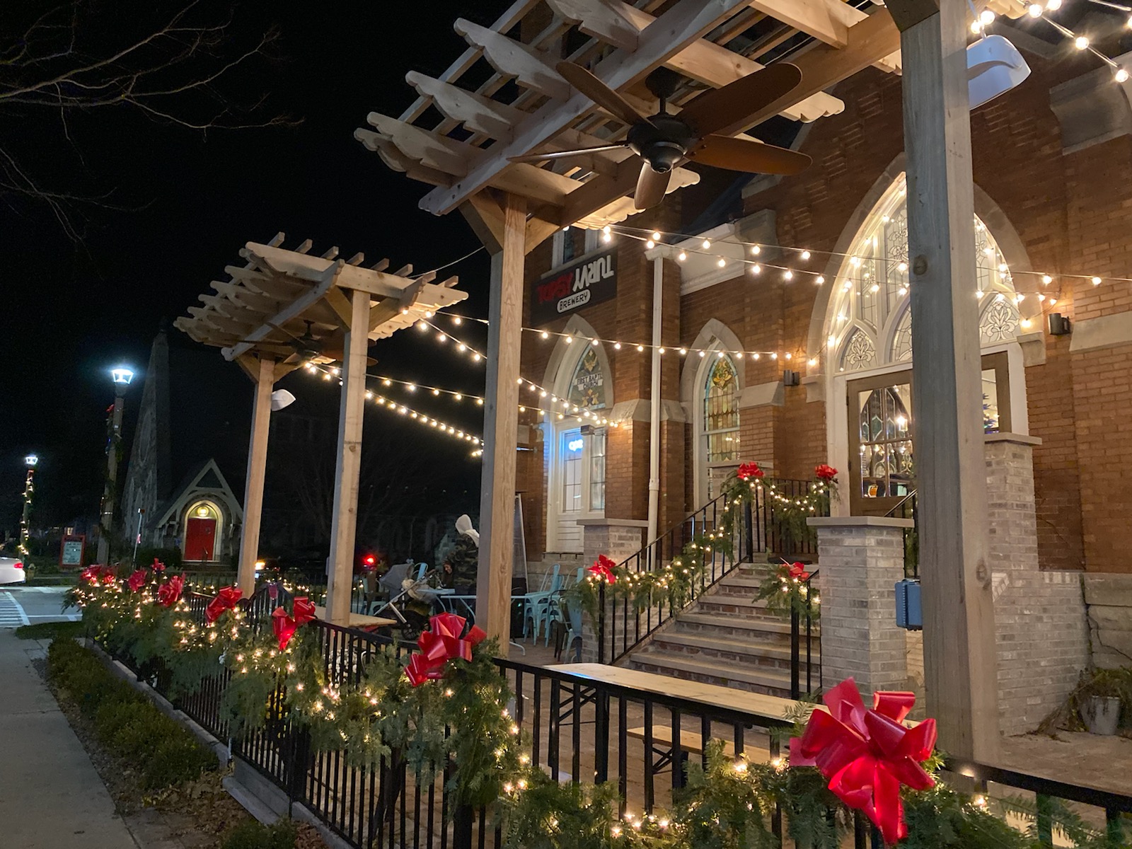 Topsy Turvy Brewery Lake Geneva