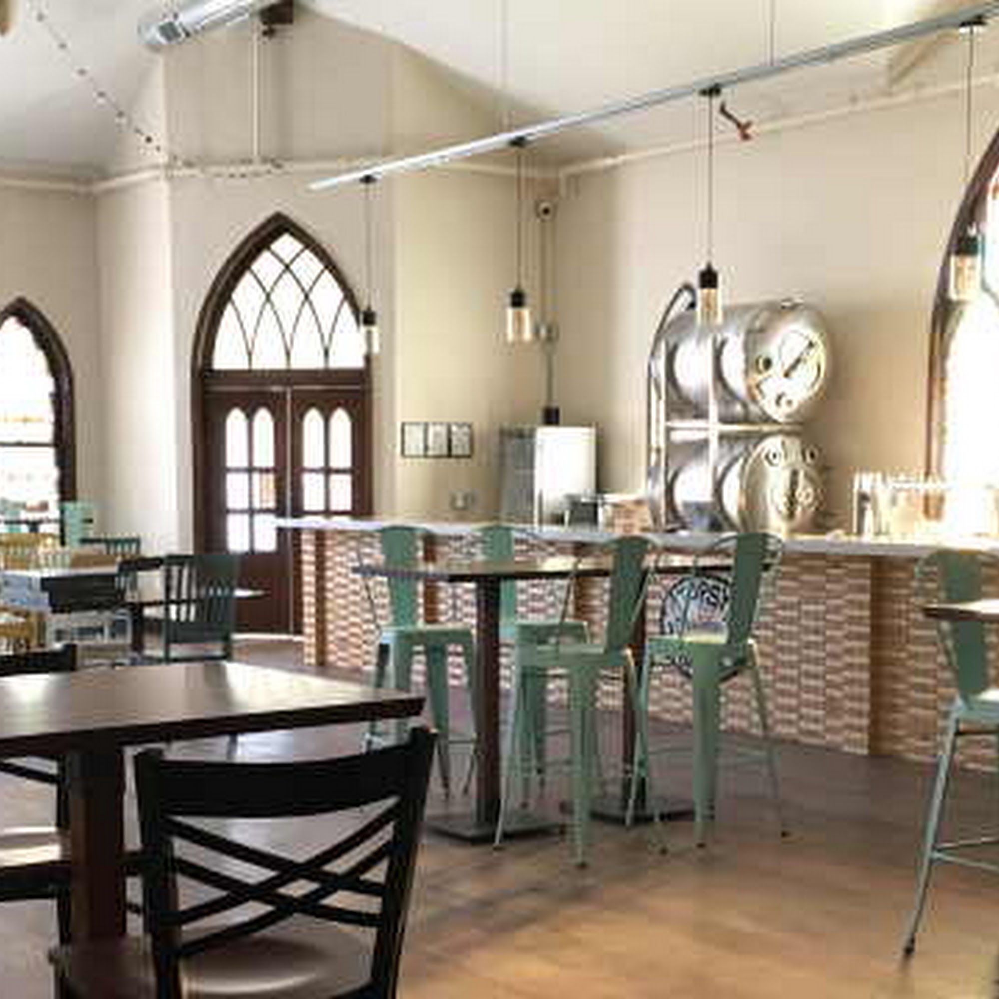 Topsy Turvy Brewery Lake Geneva