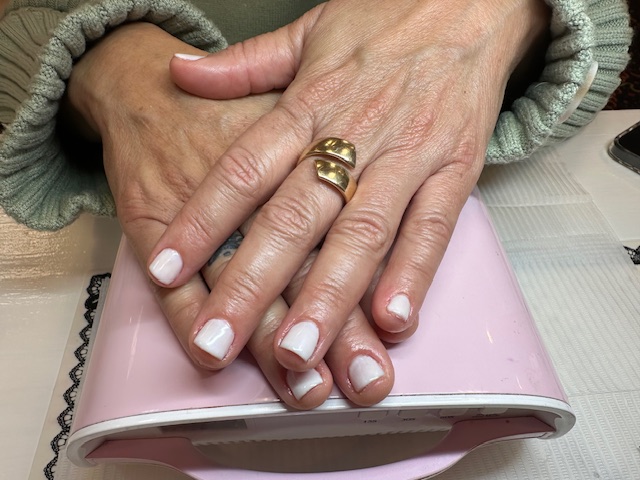 EN NAILS 309 E Towne Way ste b116, Madison Wisconsin 53704