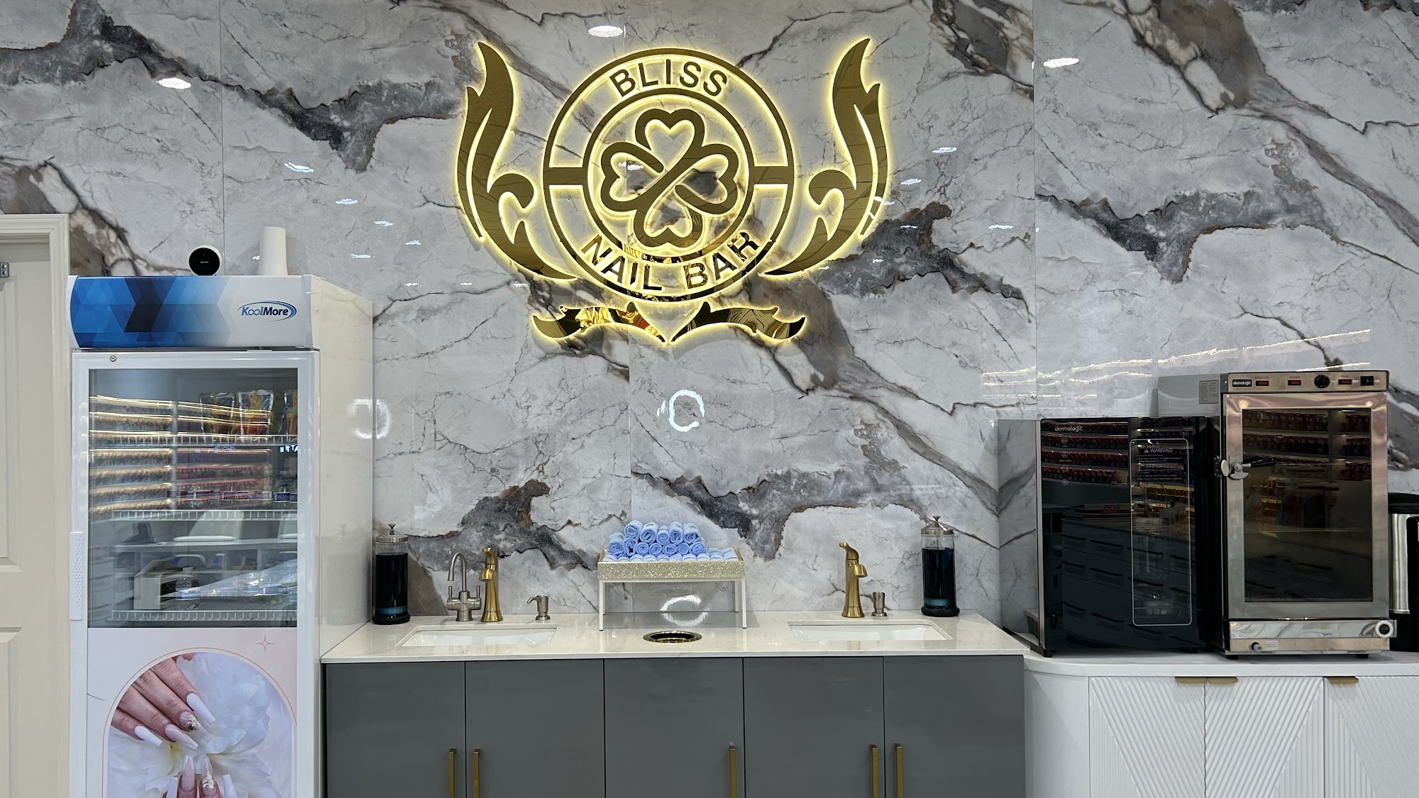 Bliss Nail Bar 2701 Monroe St # 240, Madison Wisconsin 53711