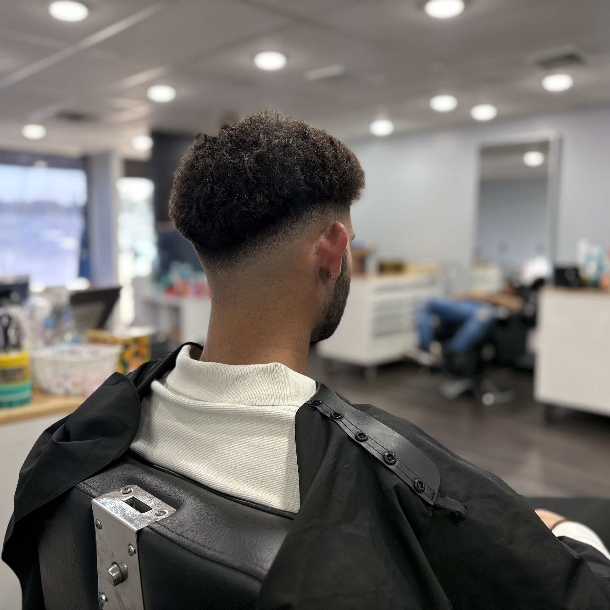 Carlos barbershop 1001 S Whitney Way, Madison Wisconsin 53711
