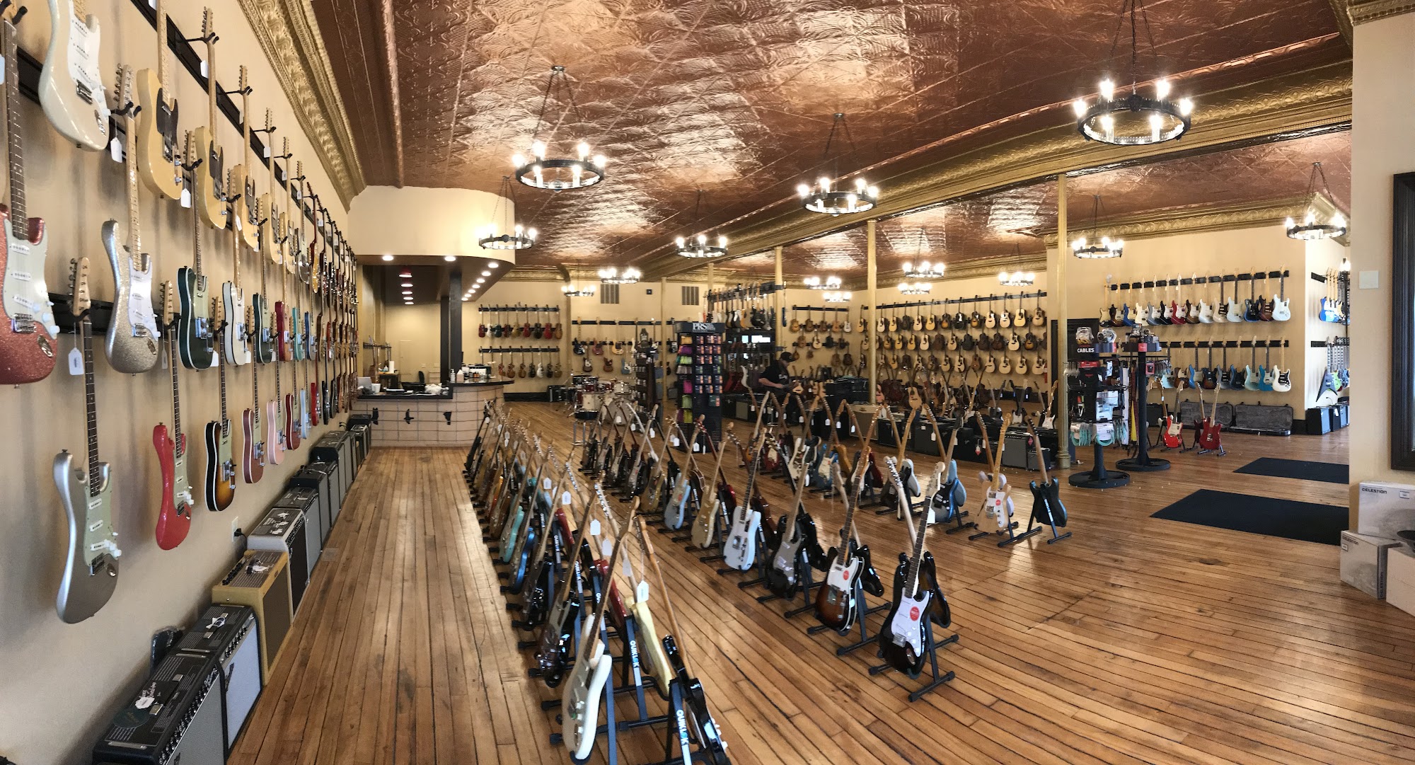 Dave's Guitar Shop Marshfield