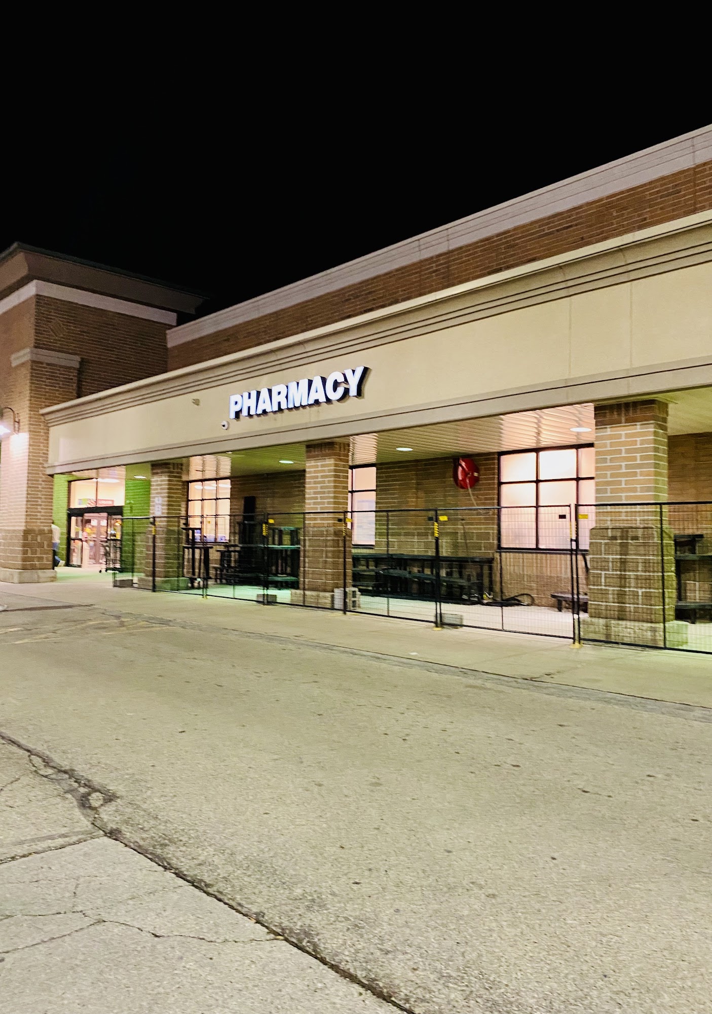 Pick 'n Save Pharmacy