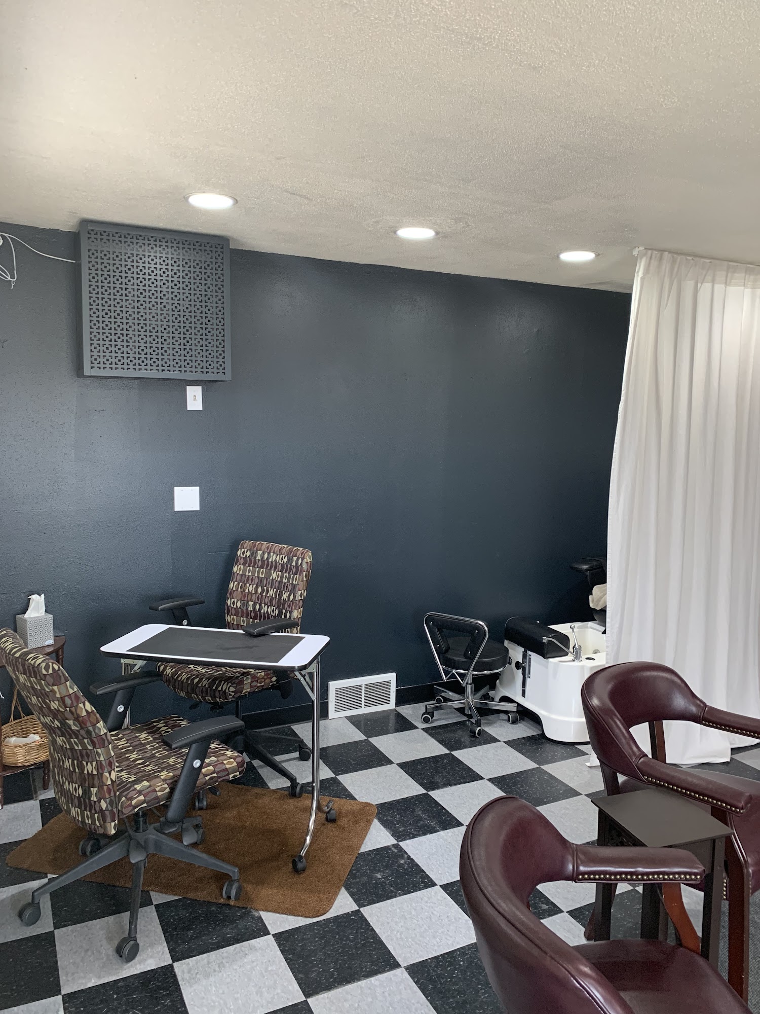 Tru Image Design Studio 3025 N 35th St, Milwaukee Wisconsin 53210