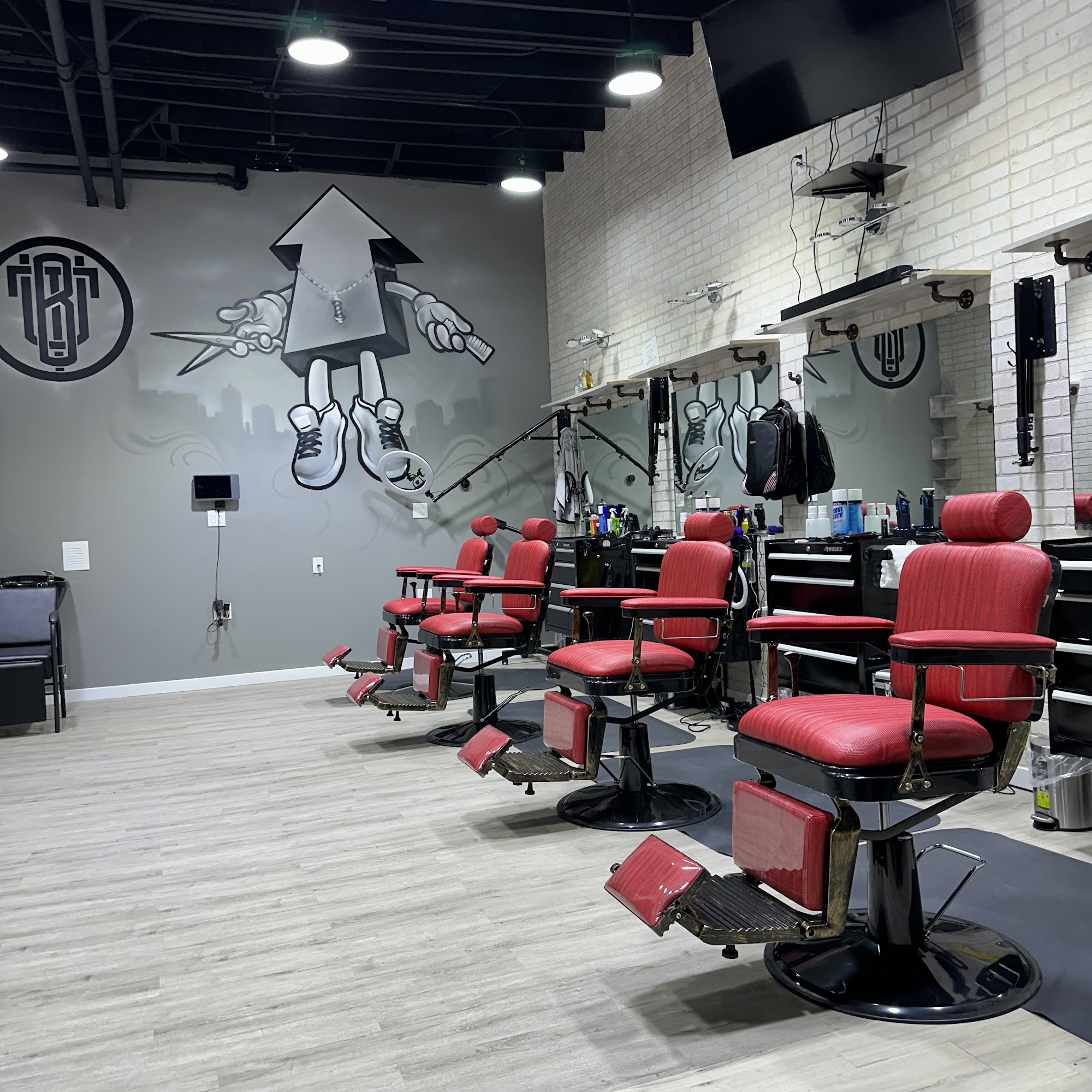 Up Top Barbershop 2008 N Holton St, Milwaukee Wisconsin 53212