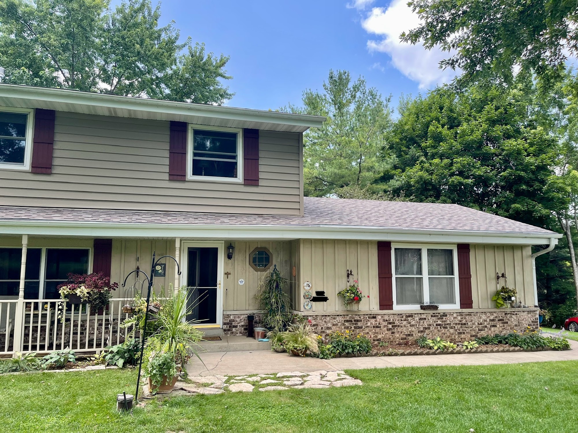 Williams Roofing Co Inc