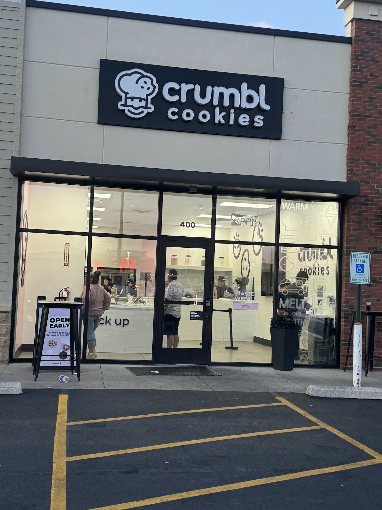 Crumbl - Oak Creek Oak Creek