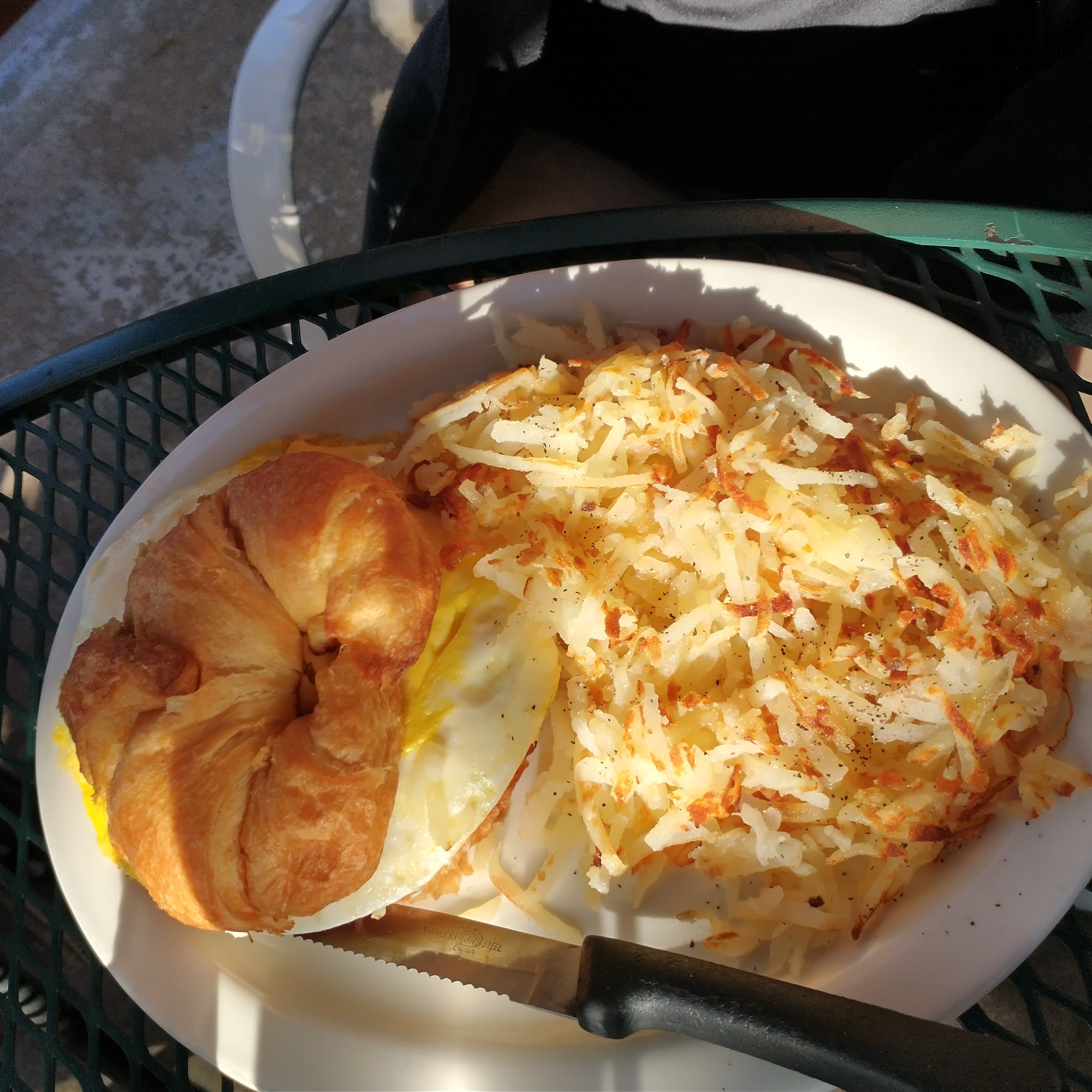 Paradise Bar & Grill Plover