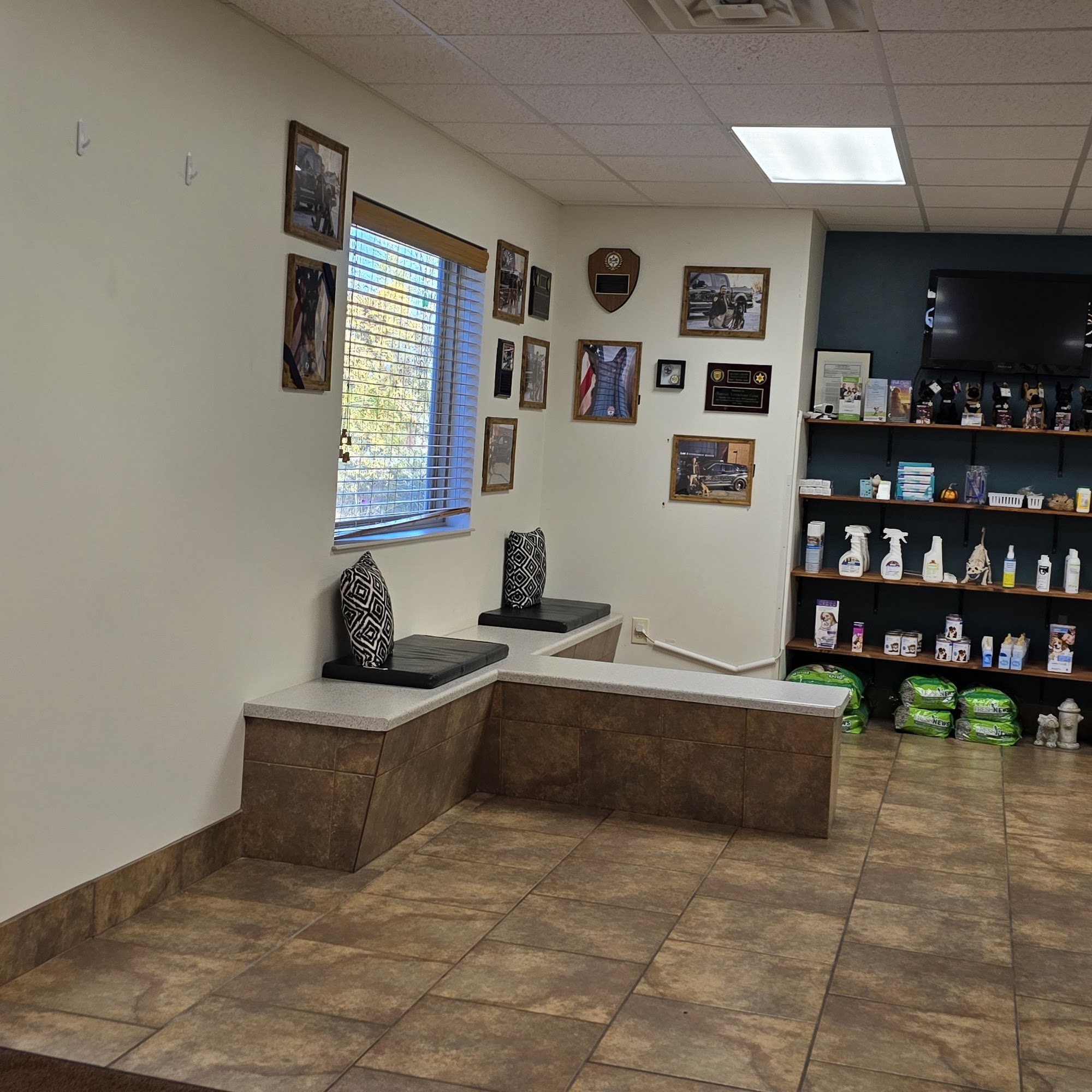 Portage Veterinary Clinic: Cooper Michael S DVM Portage