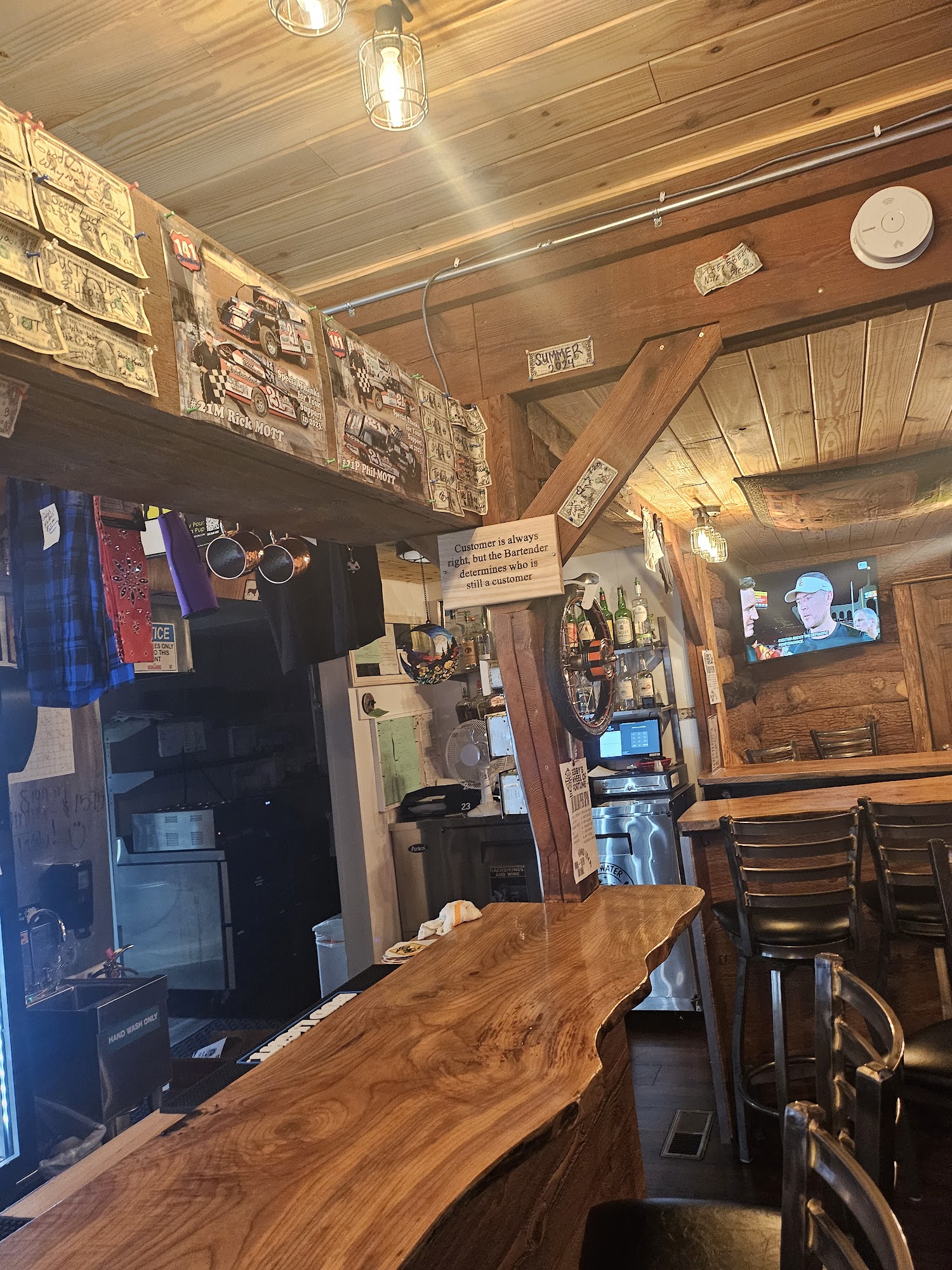 Gibby's Doghouse Reedsville