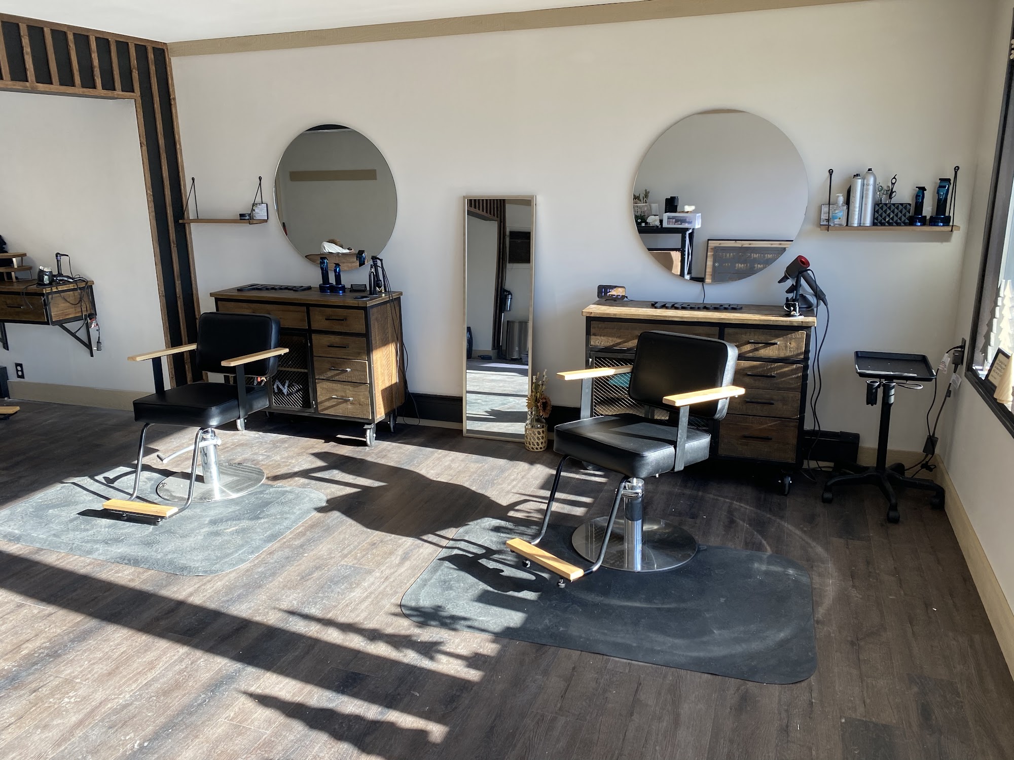 The Muse Salon 905 Lincoln St, Rhinelander Wisconsin 54501