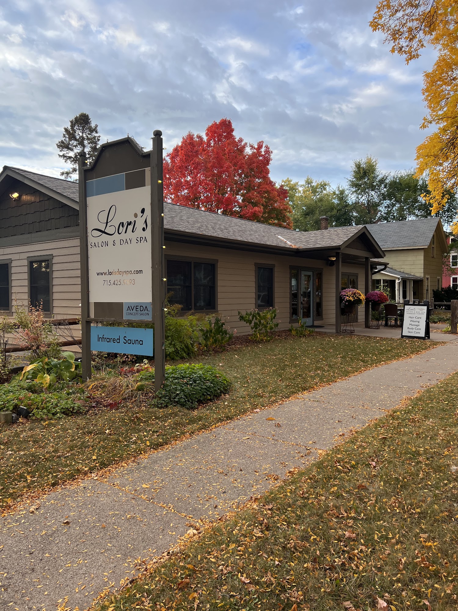 Lori's Salon & Day Spa 303 N 2nd St, River Falls, WI 54022