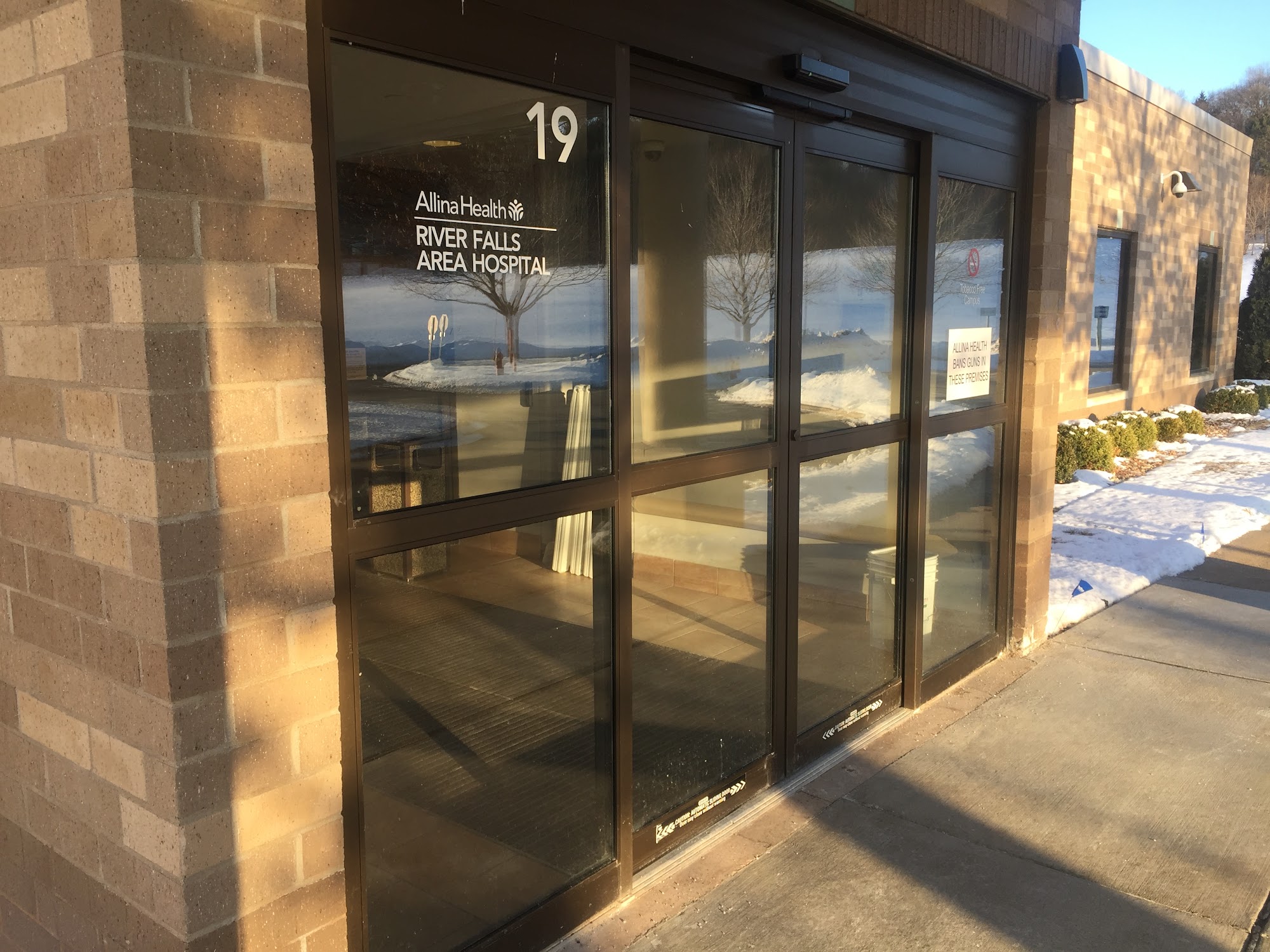 Allina Health River Falls Clinic