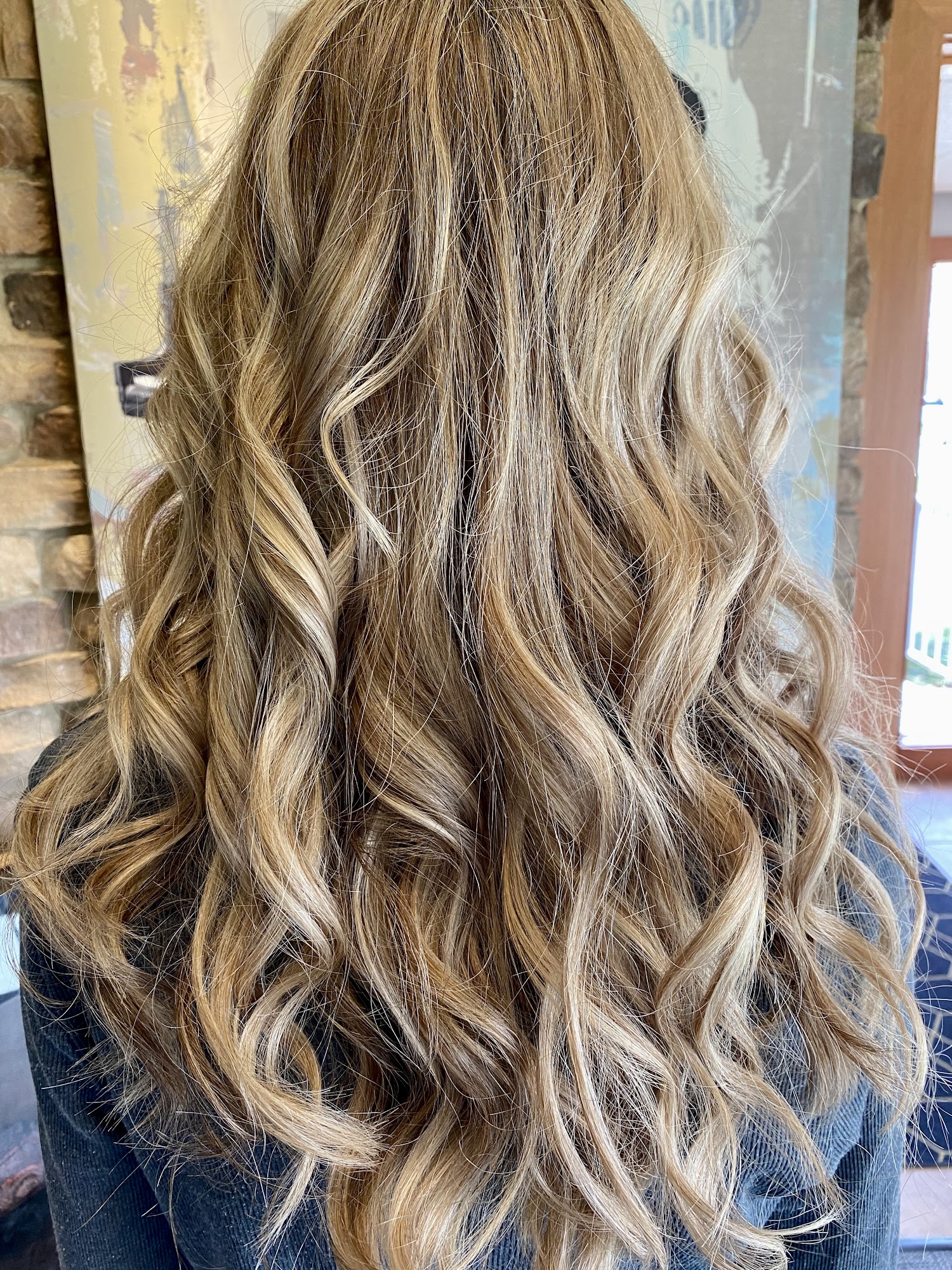 Salon Nine:Sixteen 608 Fern St, Waupun Wisconsin 53963