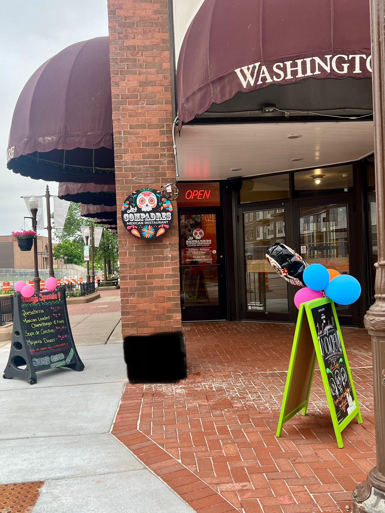 Los Compadres Mexican Restaurant