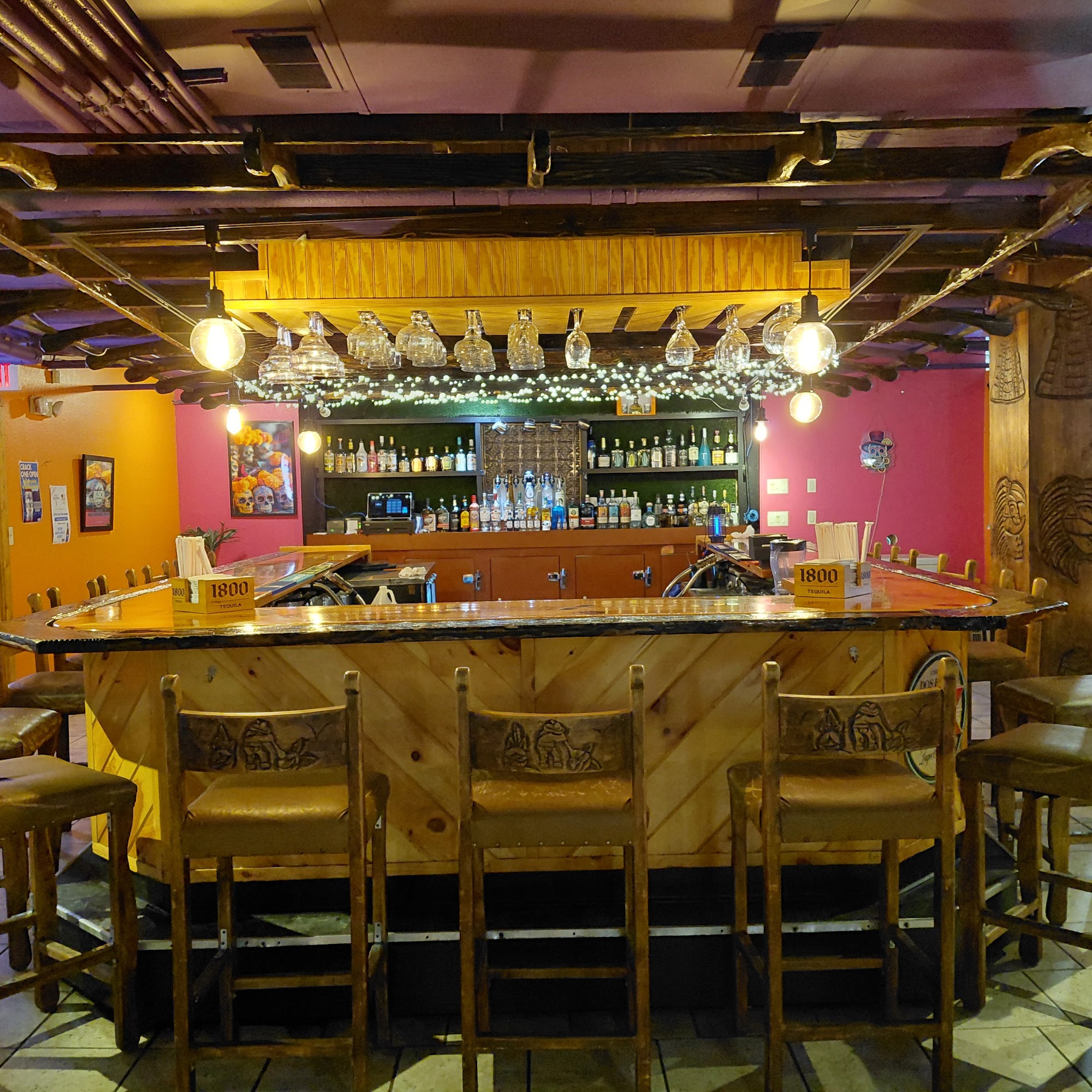 Los Compadres Mexican Restaurant