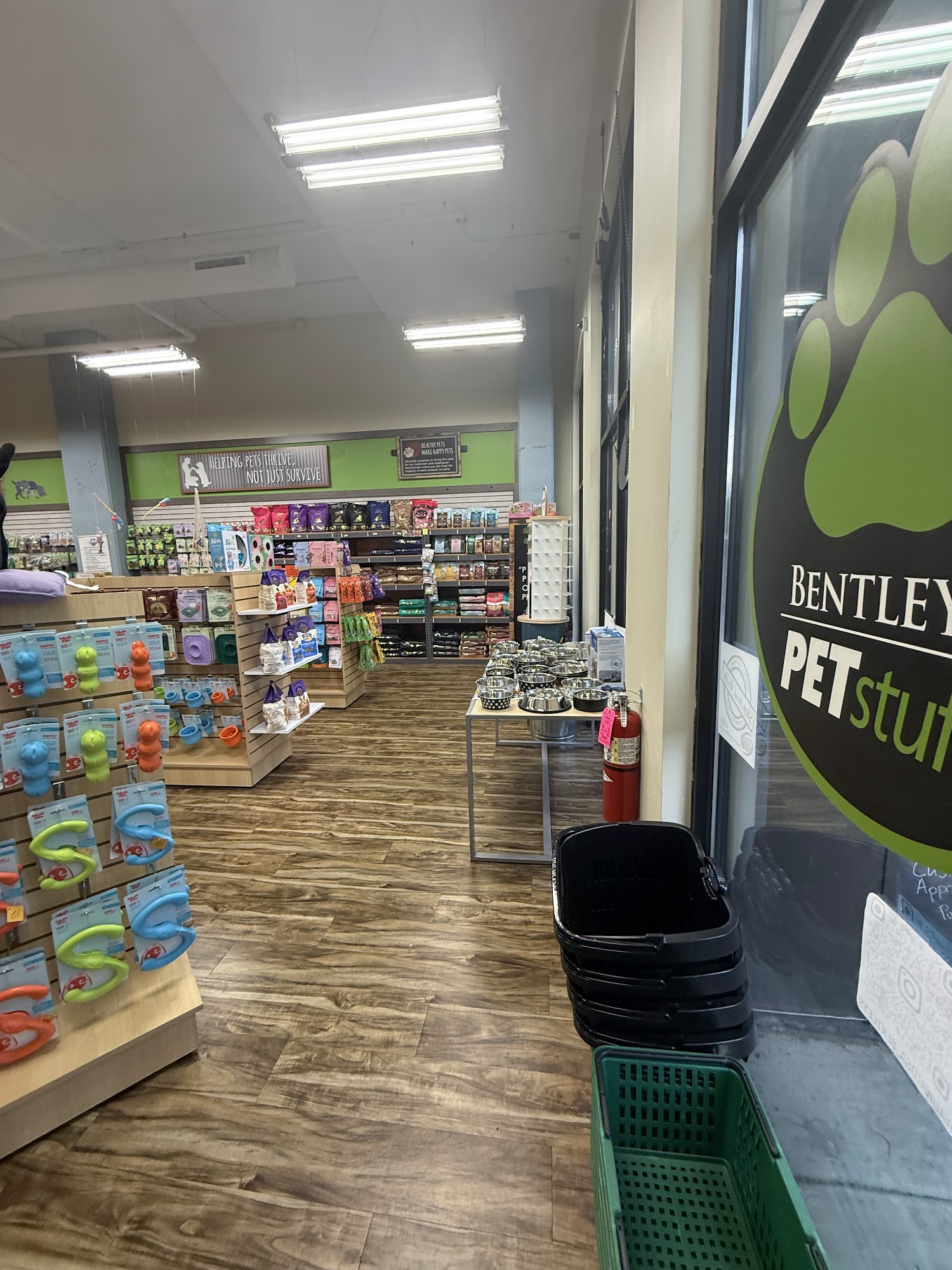 Bentley's Pet Stuff Wauwatosa