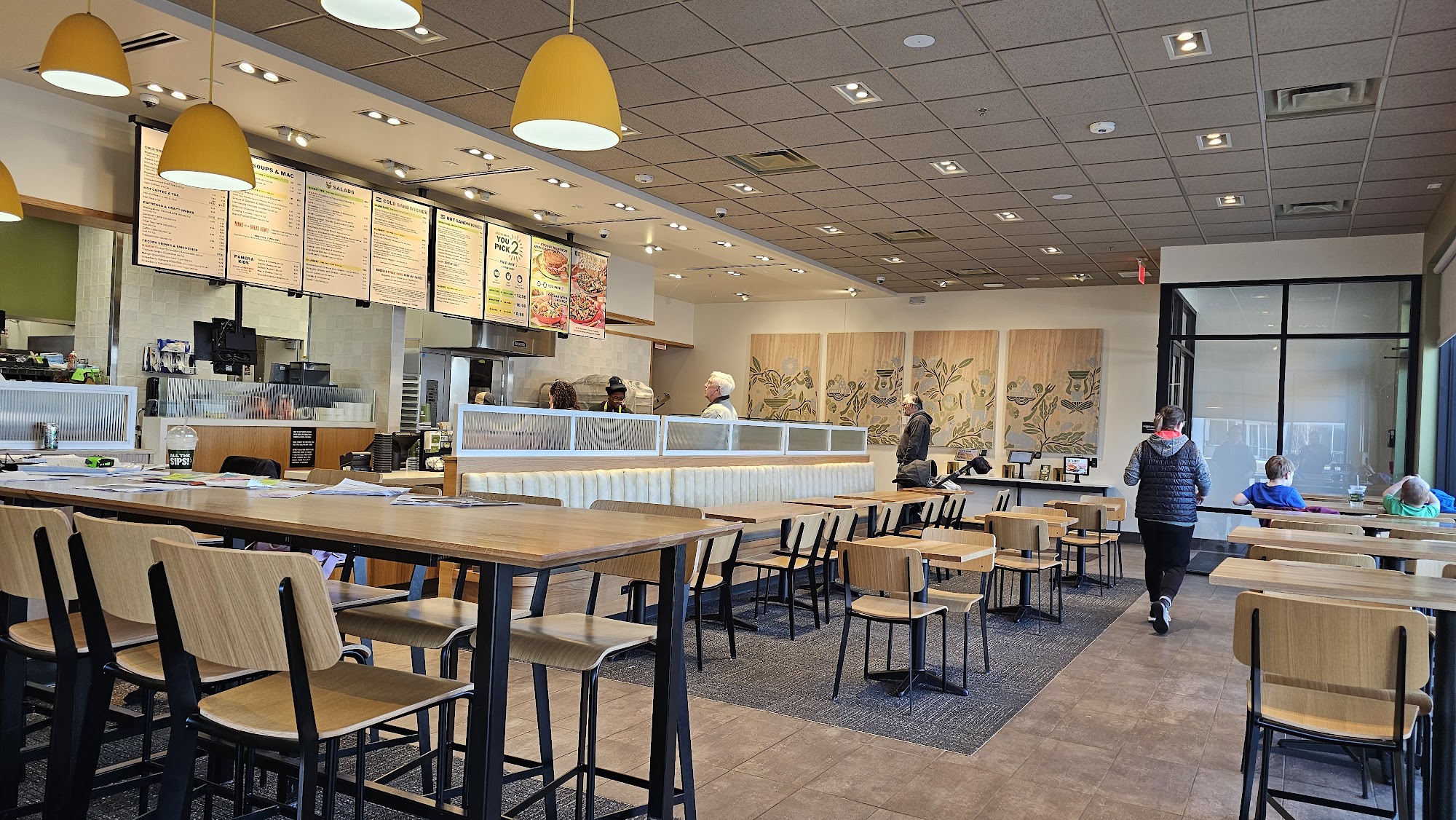 Panera Bread 850 N Mayfair Rd, Wauwatosa