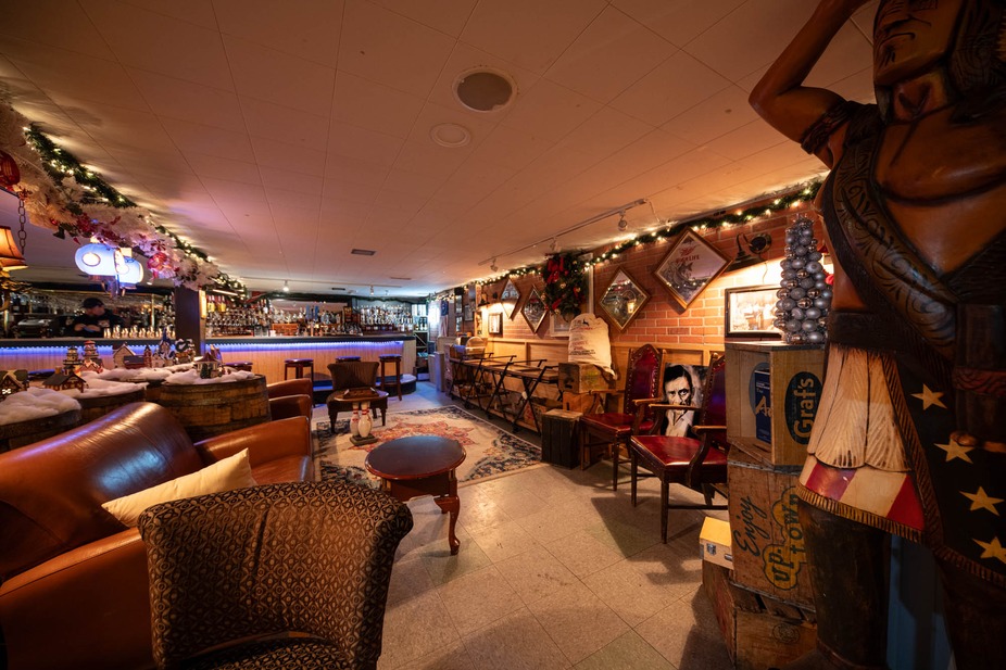 Natty Oaks Pub & Eatery West Allis
