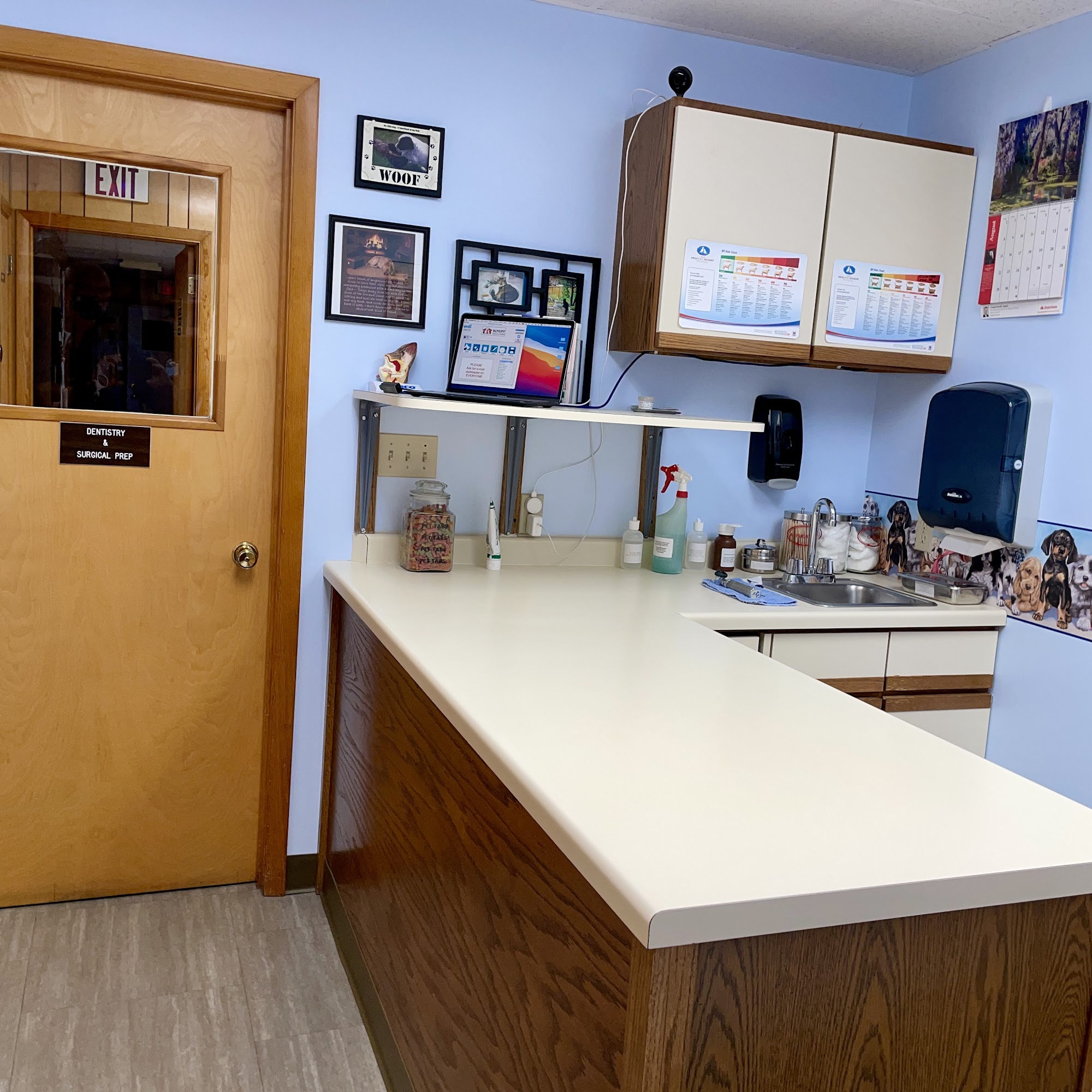 Schuff Veterinary Hospital LLC Woodruff