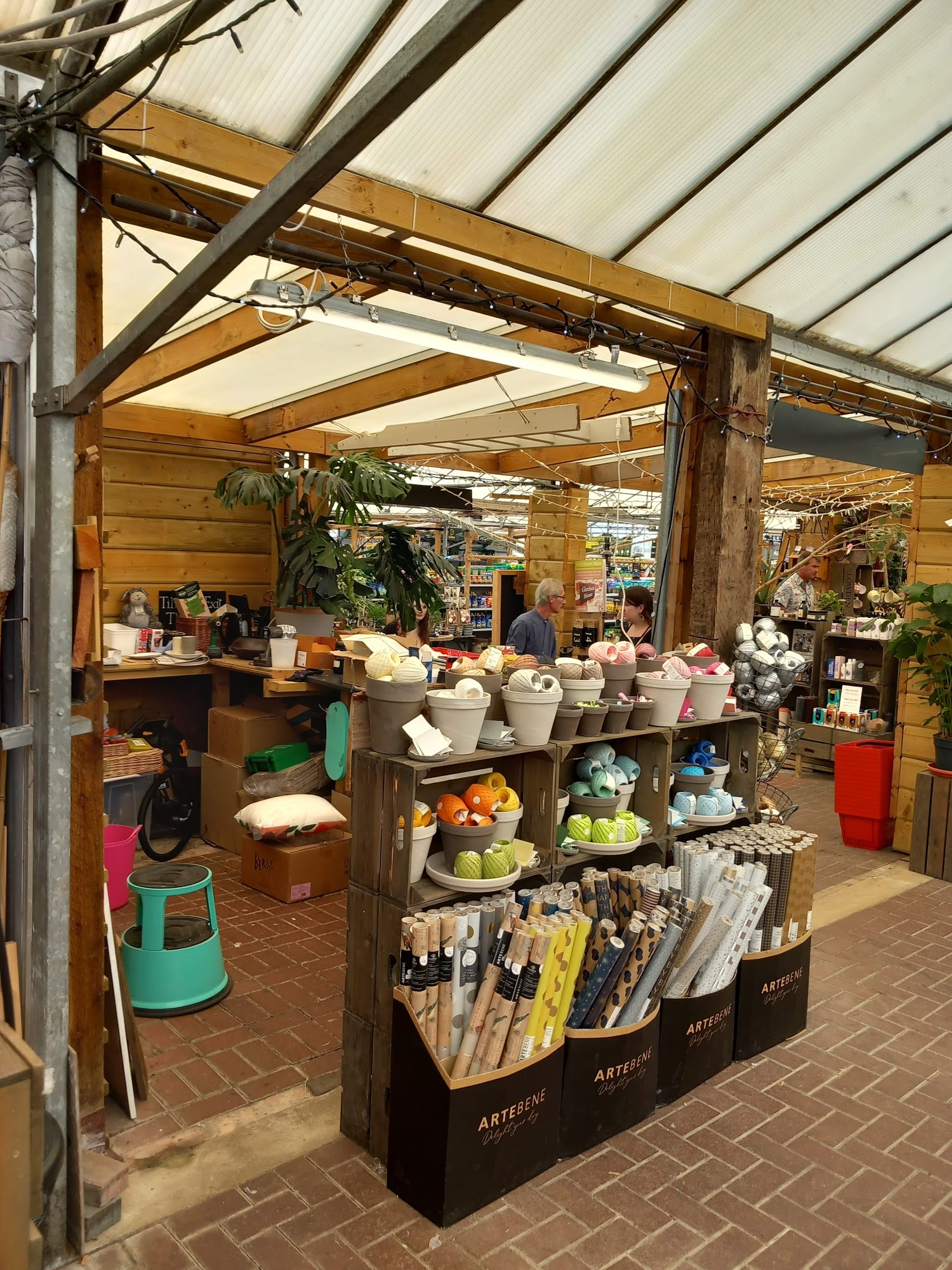 Lowden Garden Centre